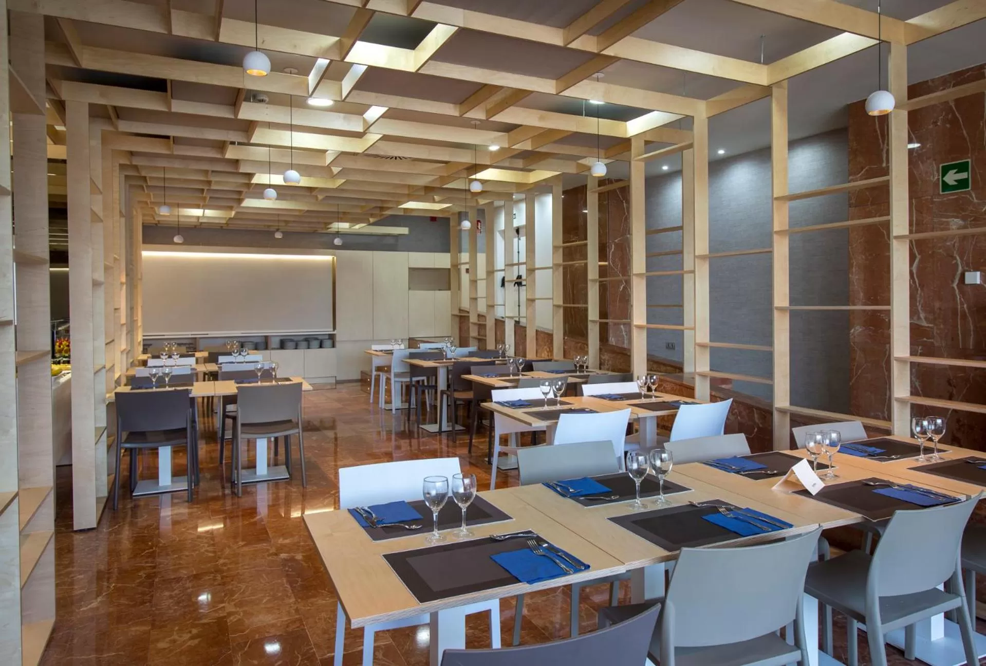 Restaurant/places to eat in Hotel Olympia Valencia