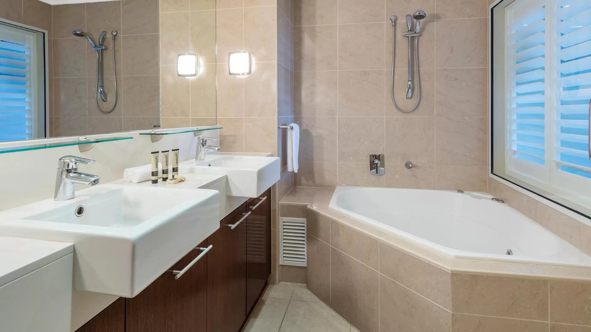 Shower in Oaks Hervey Bay Resort and Spa