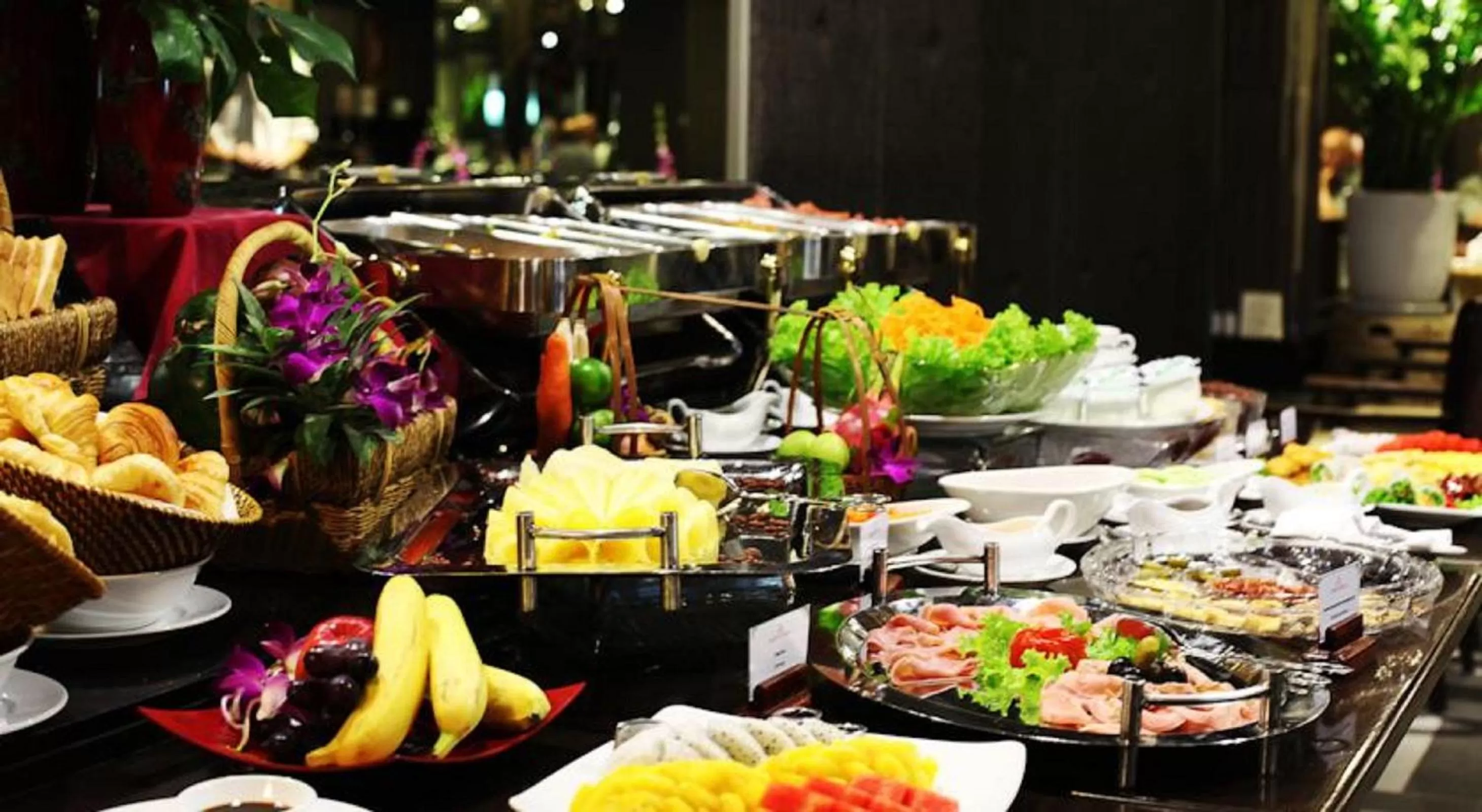 Food in Centre Point Hanoi Hotel