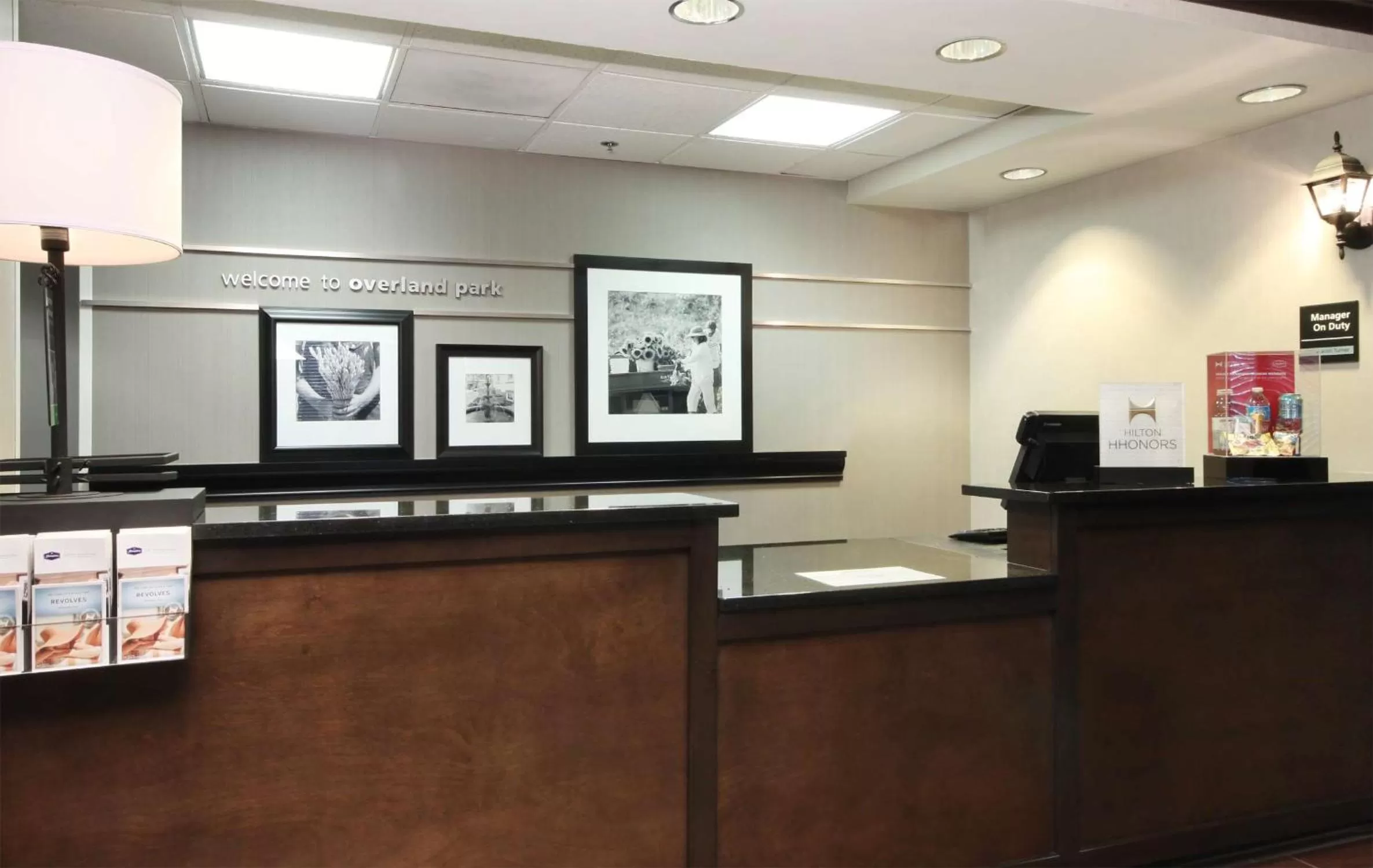 Lobby or reception in Hampton Inn Overland Park