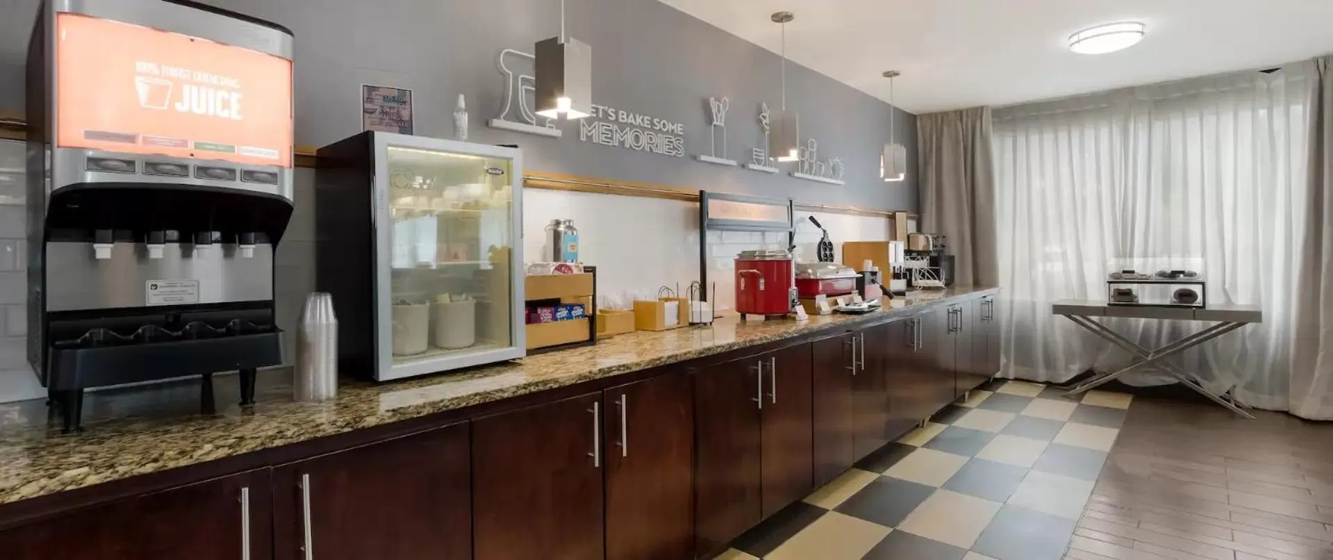 Breakfast in Hampton Inn Columbia-I-26 Airport