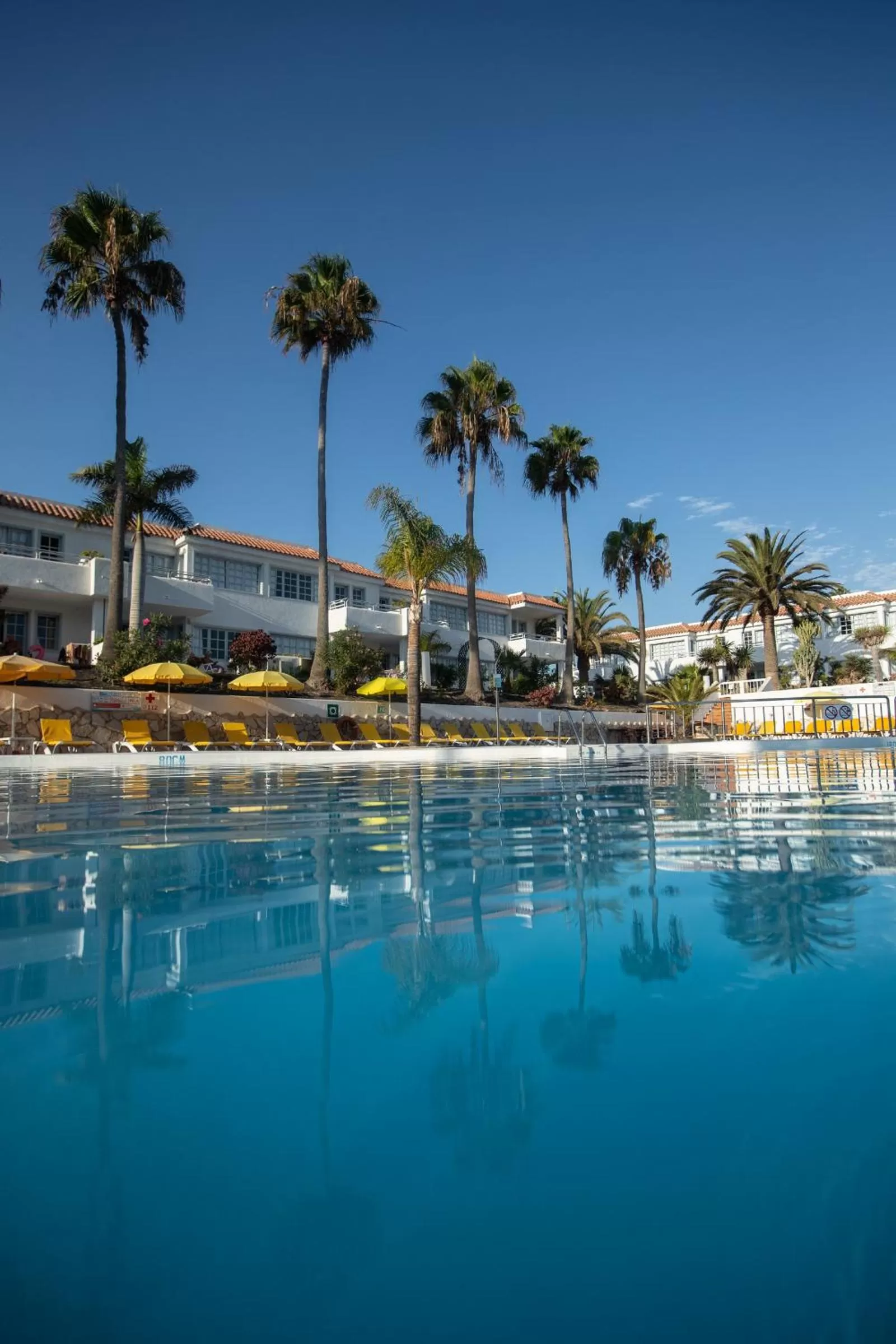 Swimming pool in Fuentepark Apartments