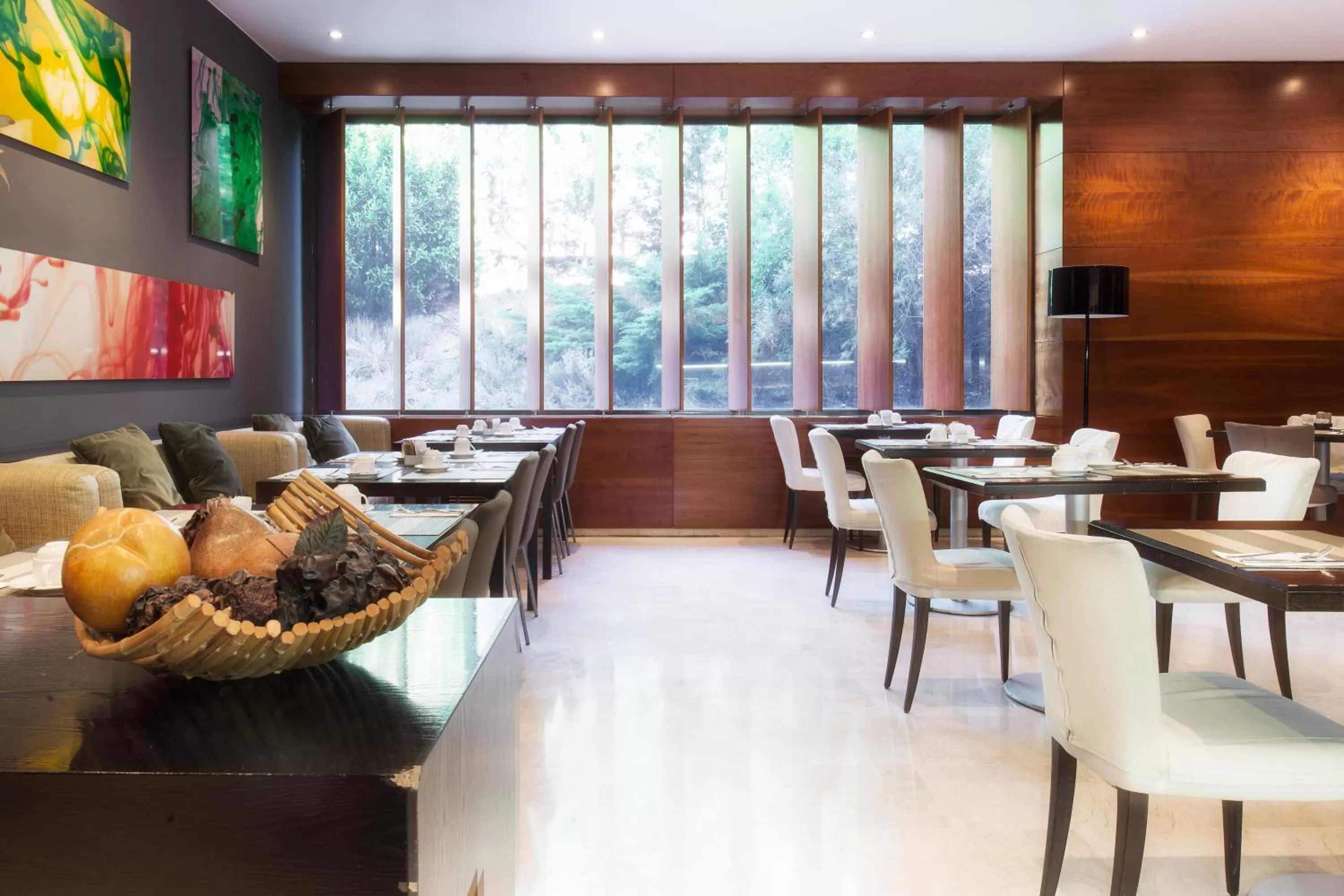 Lounge or bar in Exe Cuenca