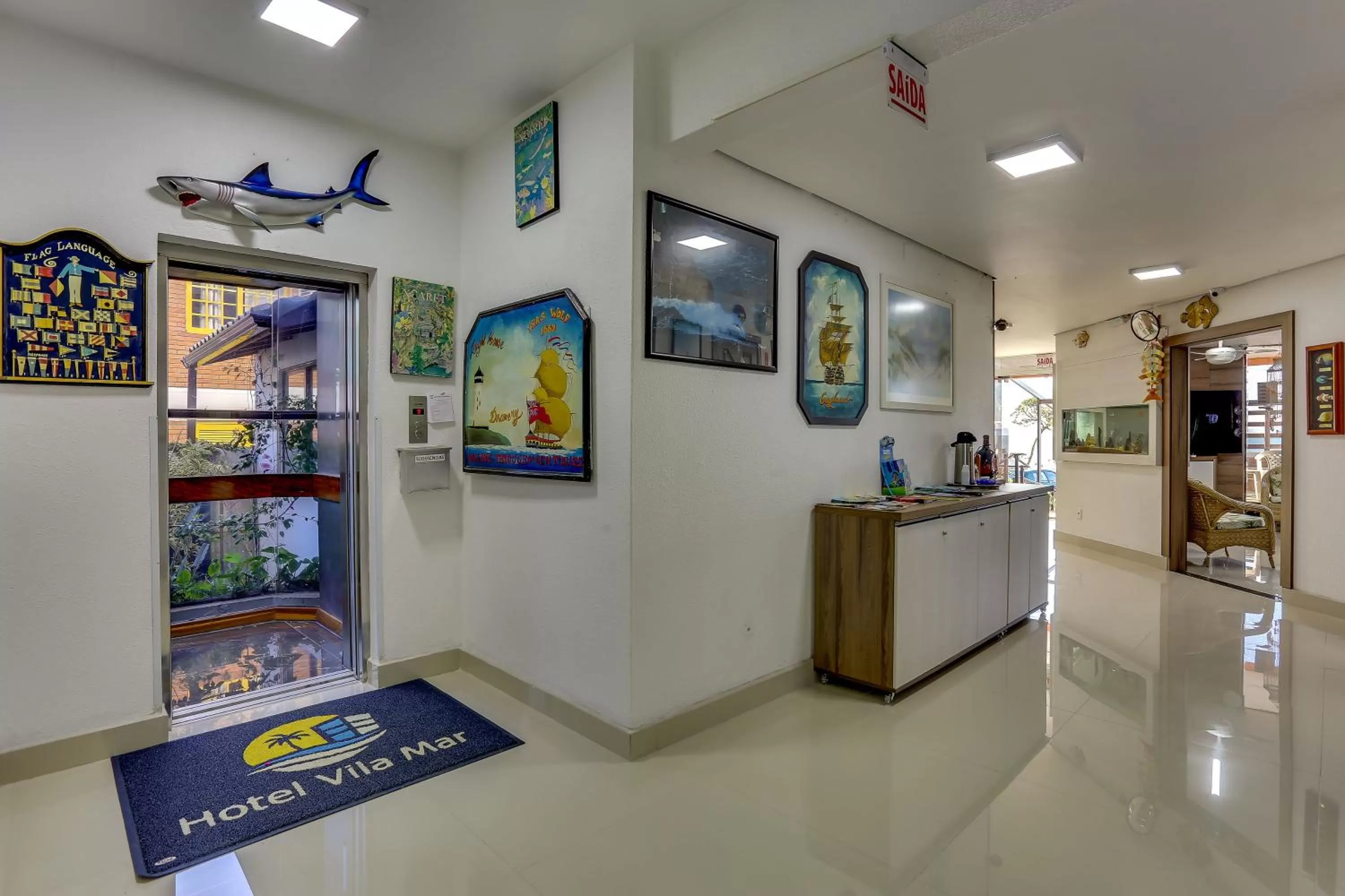 elevator in Hotel Vila Mar