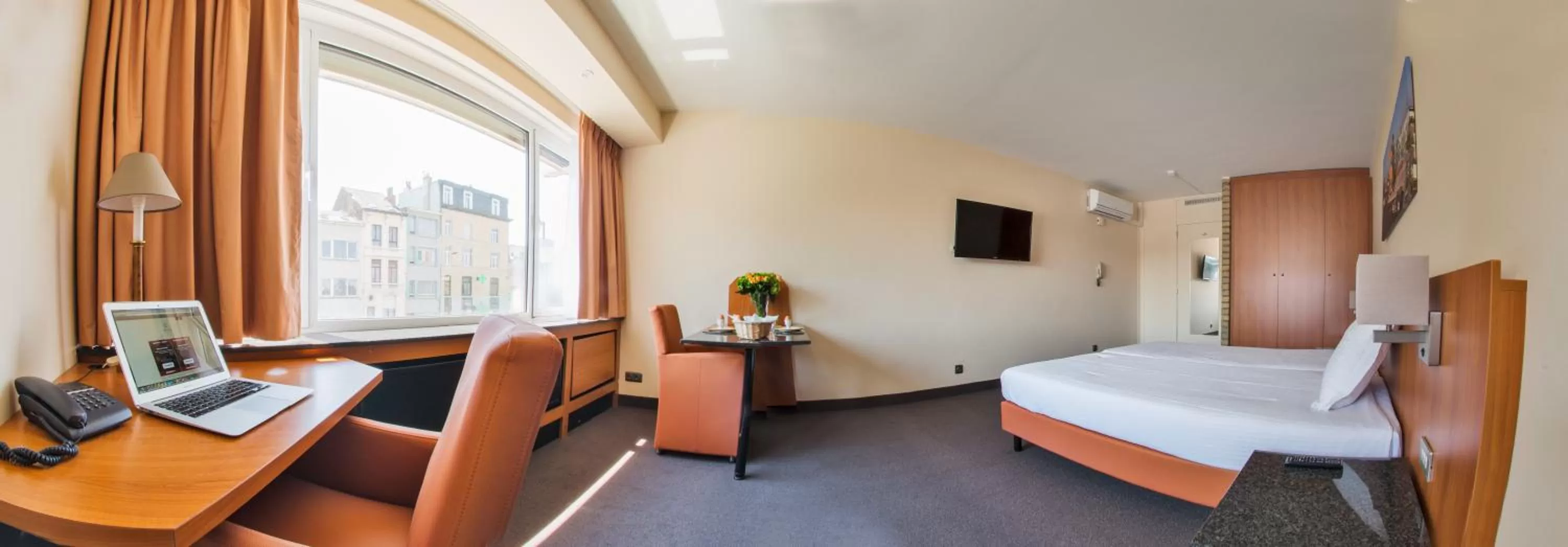 Photo of the whole room, Bed in Arass Hôtel & Business Flats