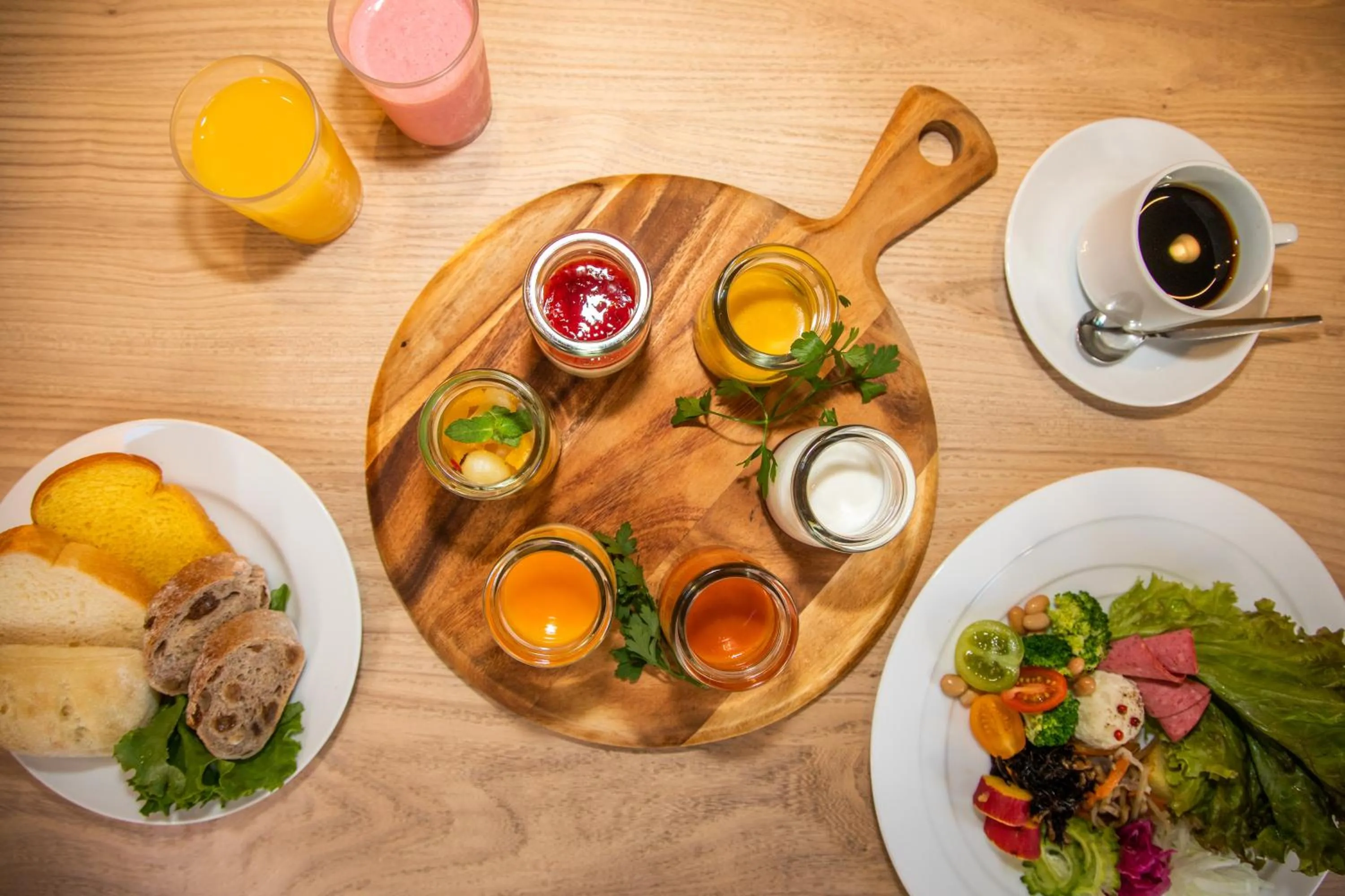 Breakfast in Quintessa Hotel Osaka Shinsaibashi Comic & Books