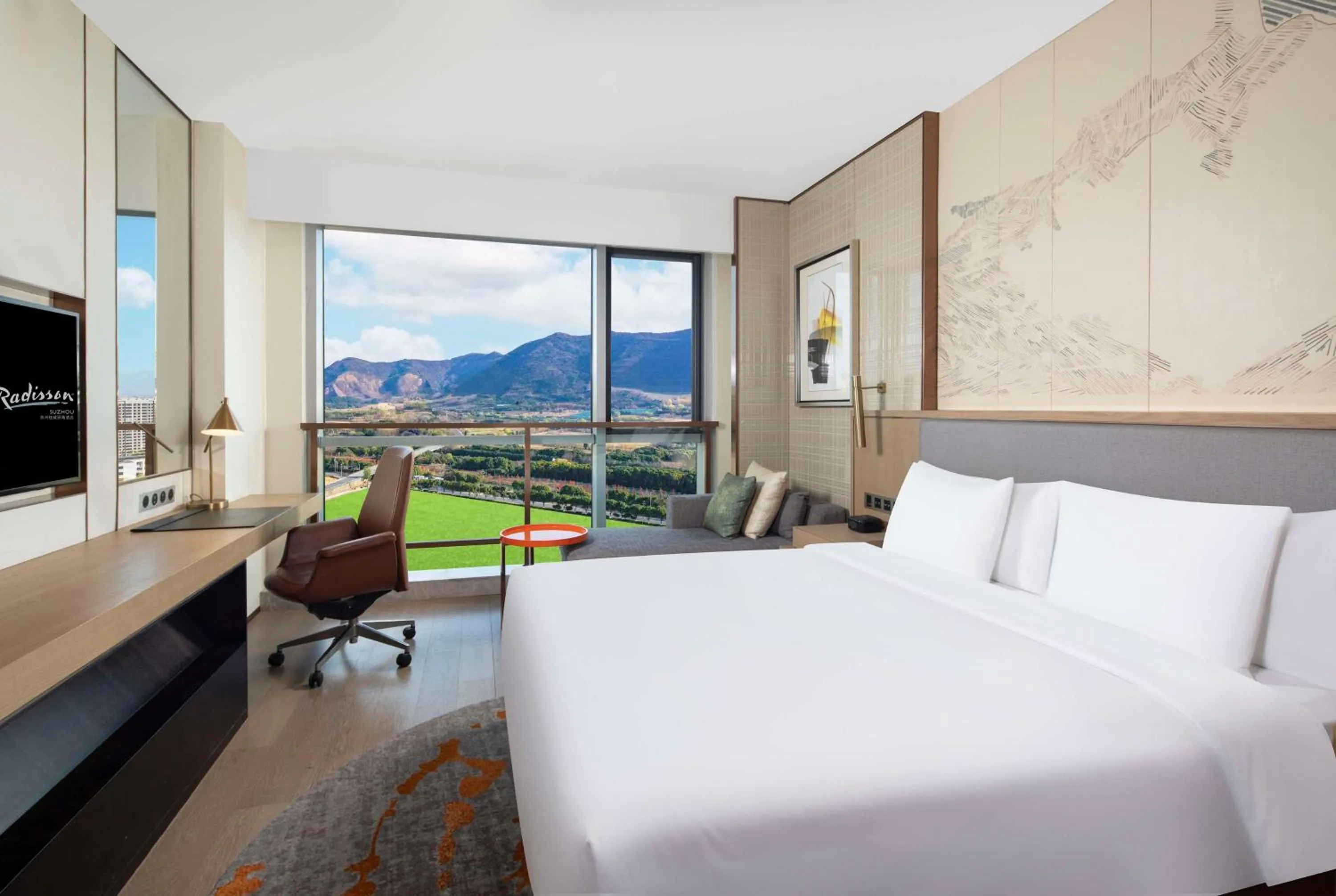 Bedroom, Bed in Radisson Suzhou