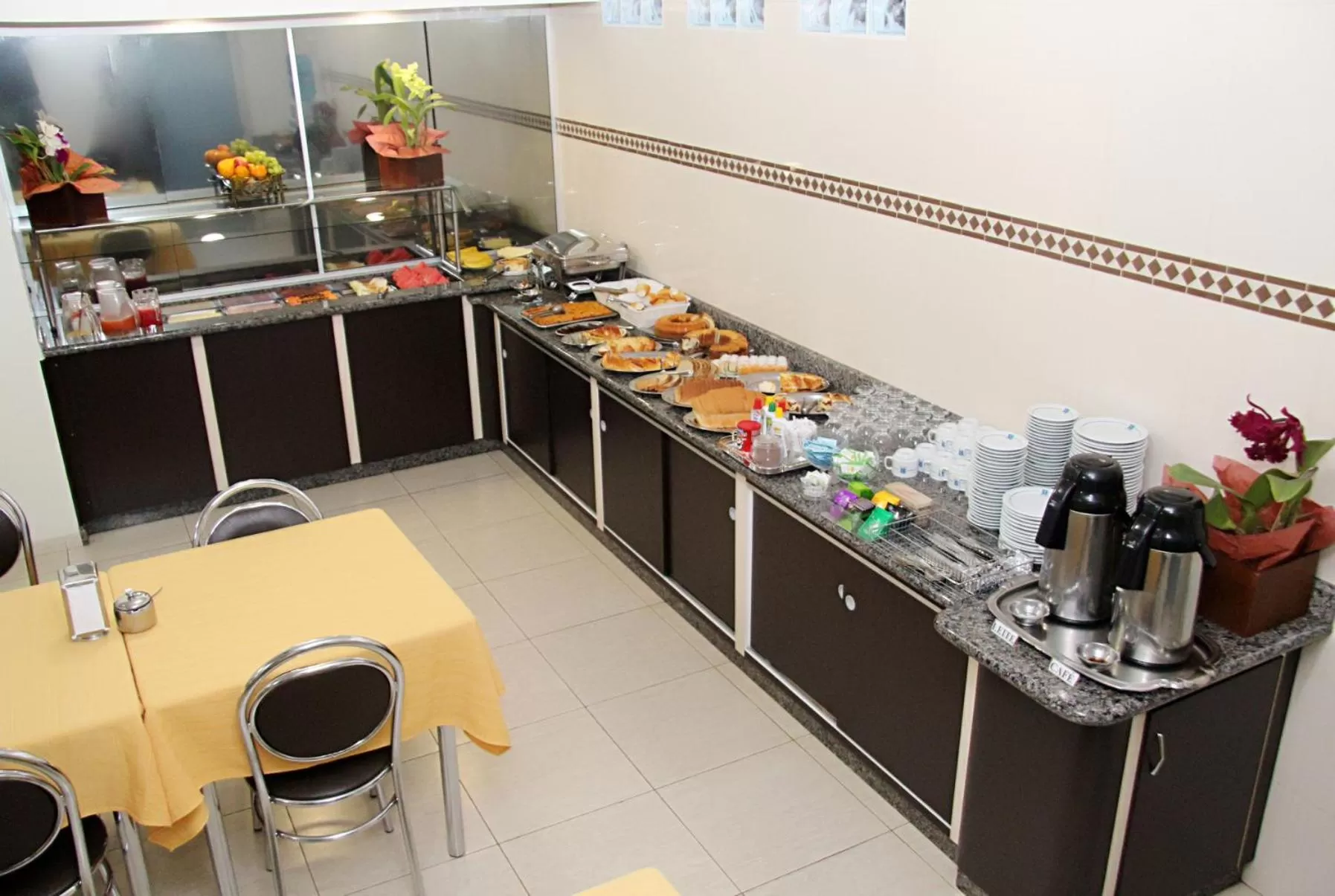 Breakfast in Palace Hotel Guaíra