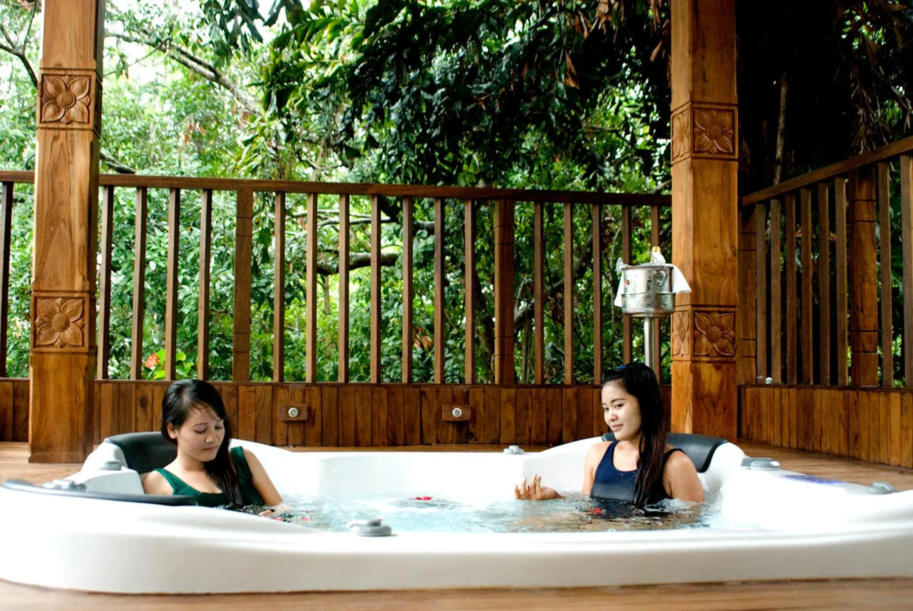 Day in Randholee Resort & Spa