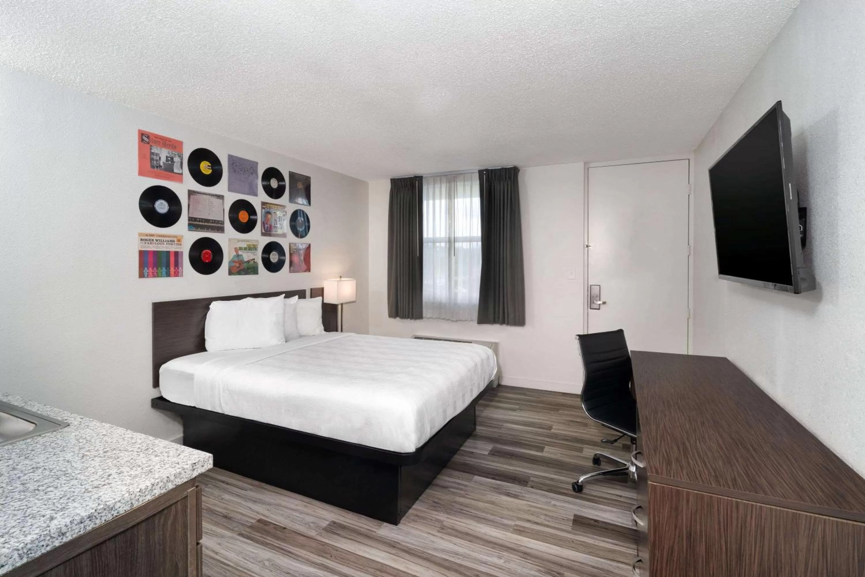 Photo of the whole room in Hillside Crossing Nashville a Ramada by Wyndham