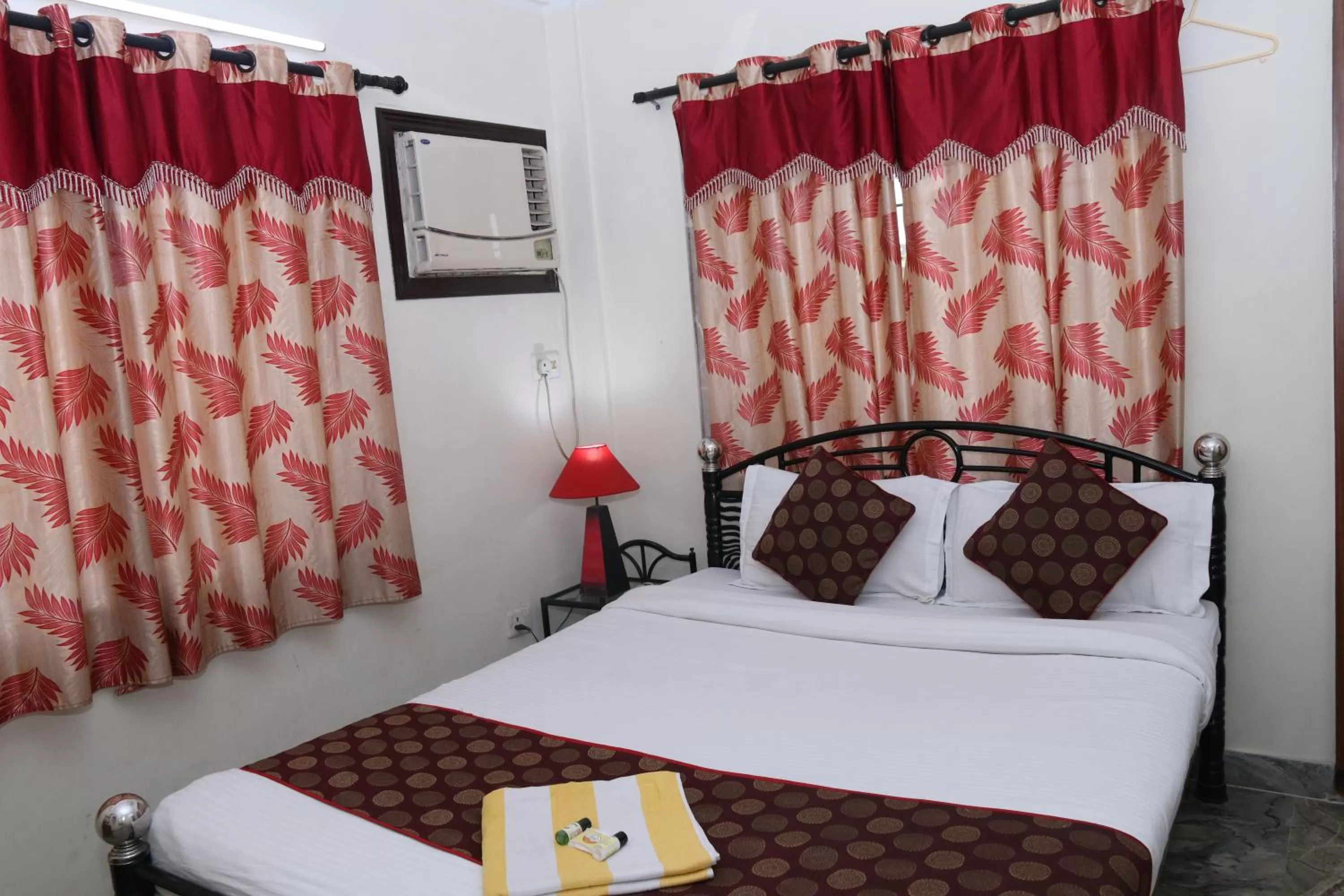 Bedroom, Bed in The Elite Apartment Hotel