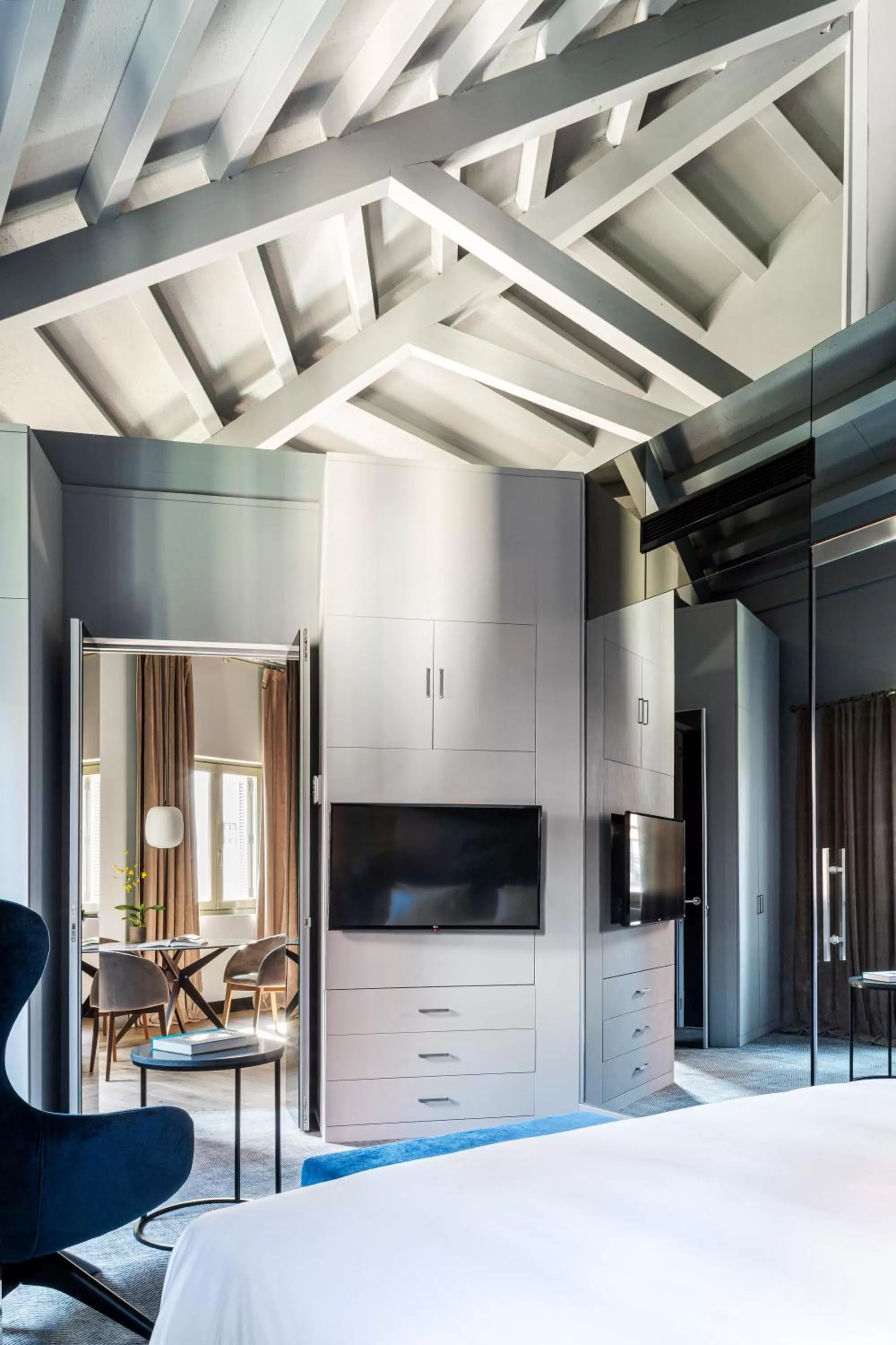 Bedroom, Bed in Radisson Blu Hotel, Madrid Prado