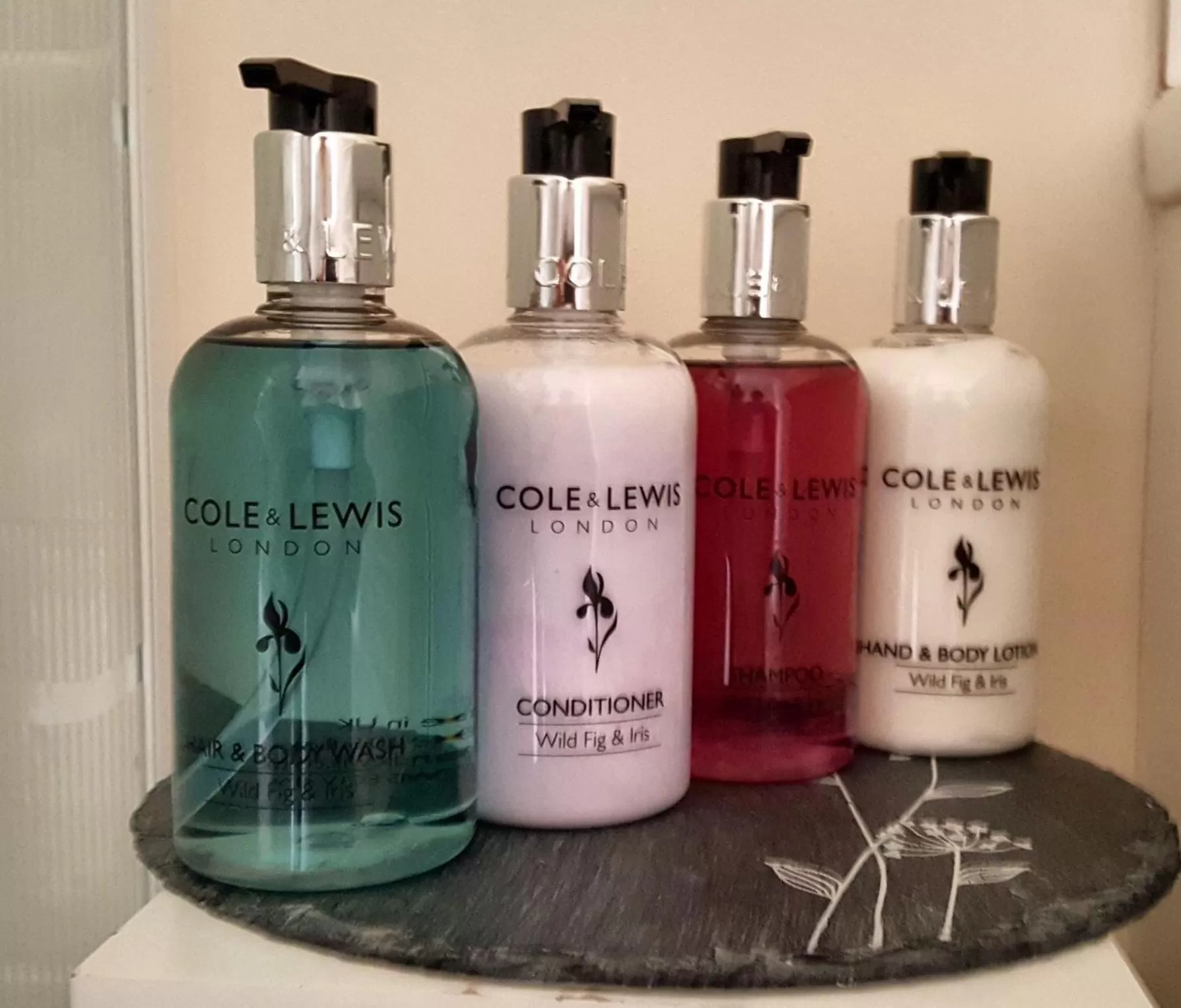 Bathroom in Schooner Point Guest House