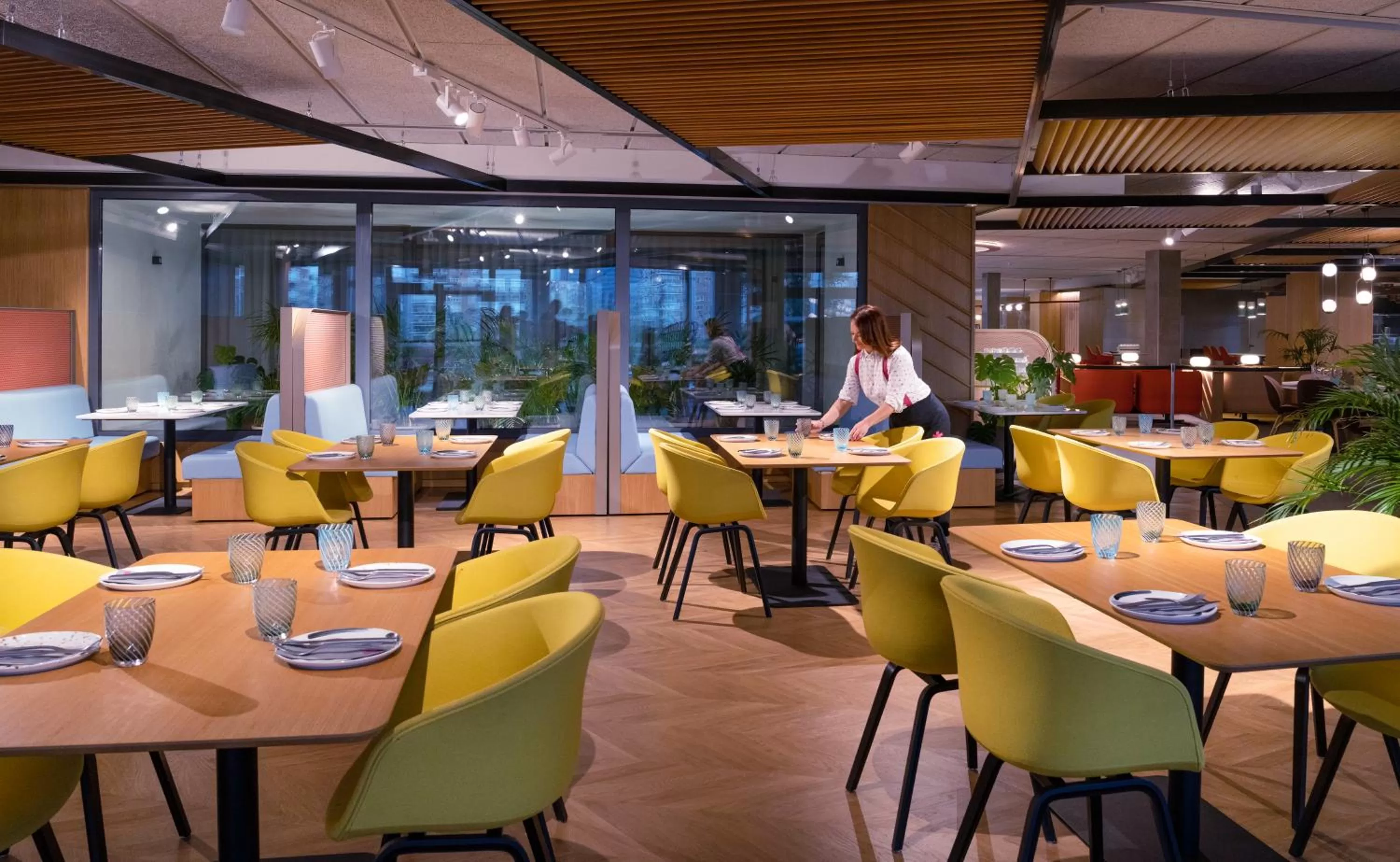 Restaurant/places to eat in Ibis Styles Madrid City Las Ventas