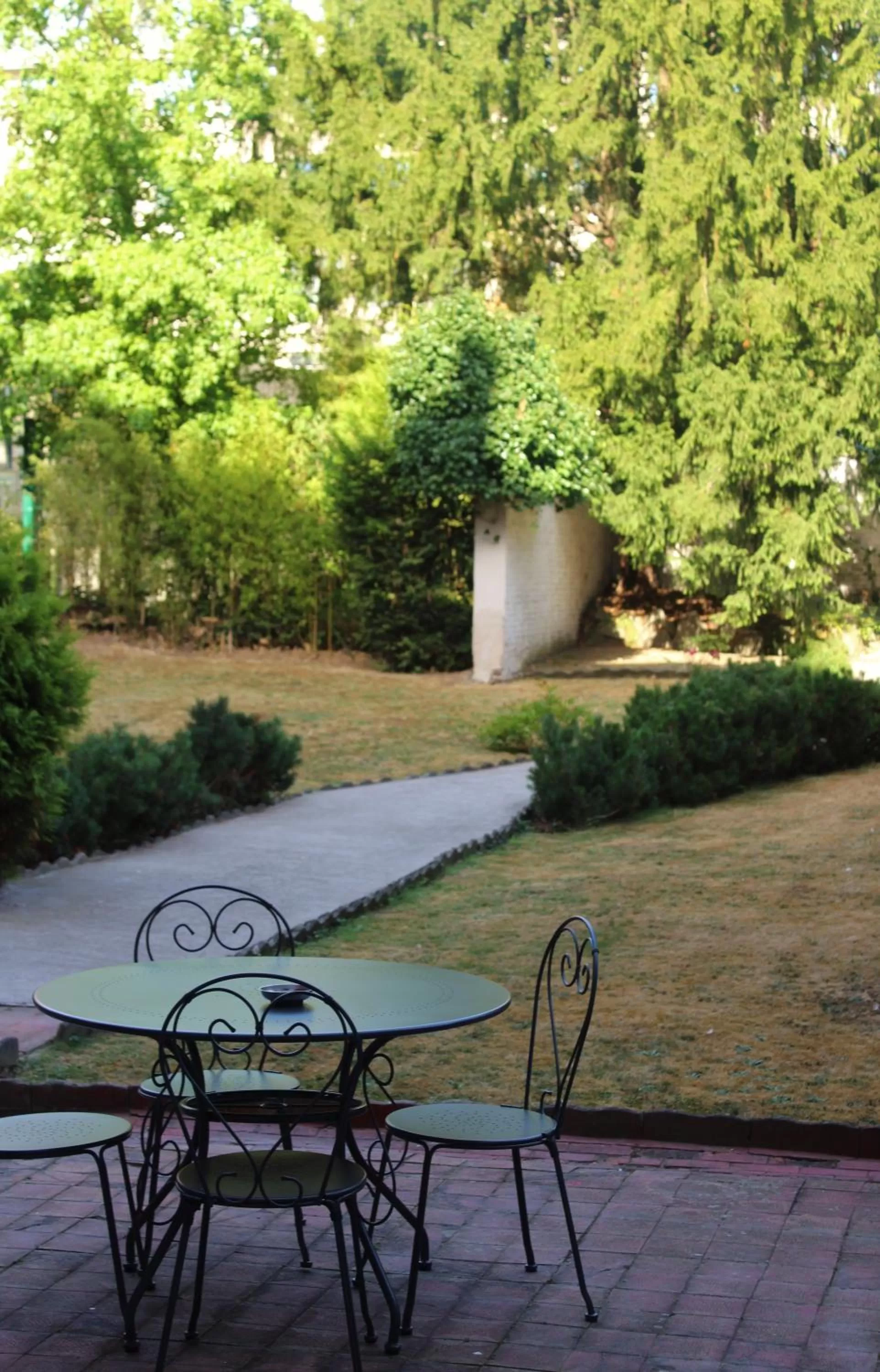 Garden view in MAS Aparthotel EU