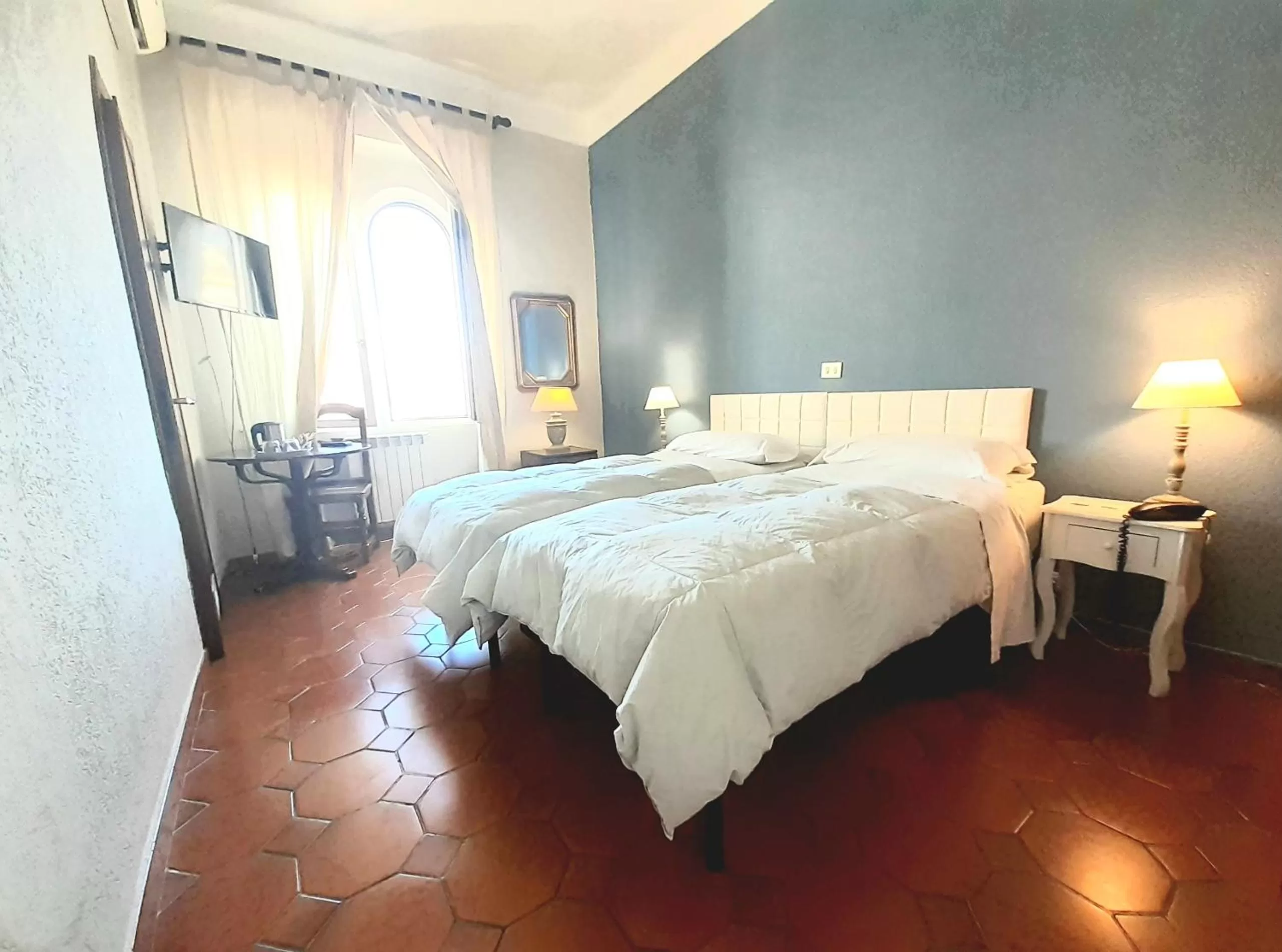 Bed in Hotel Castello Miramare