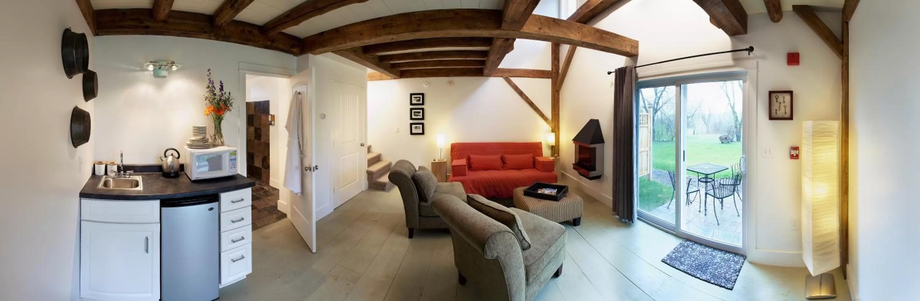 Kitchen or kitchenette in Shoreham Inn Bed & Breakfast