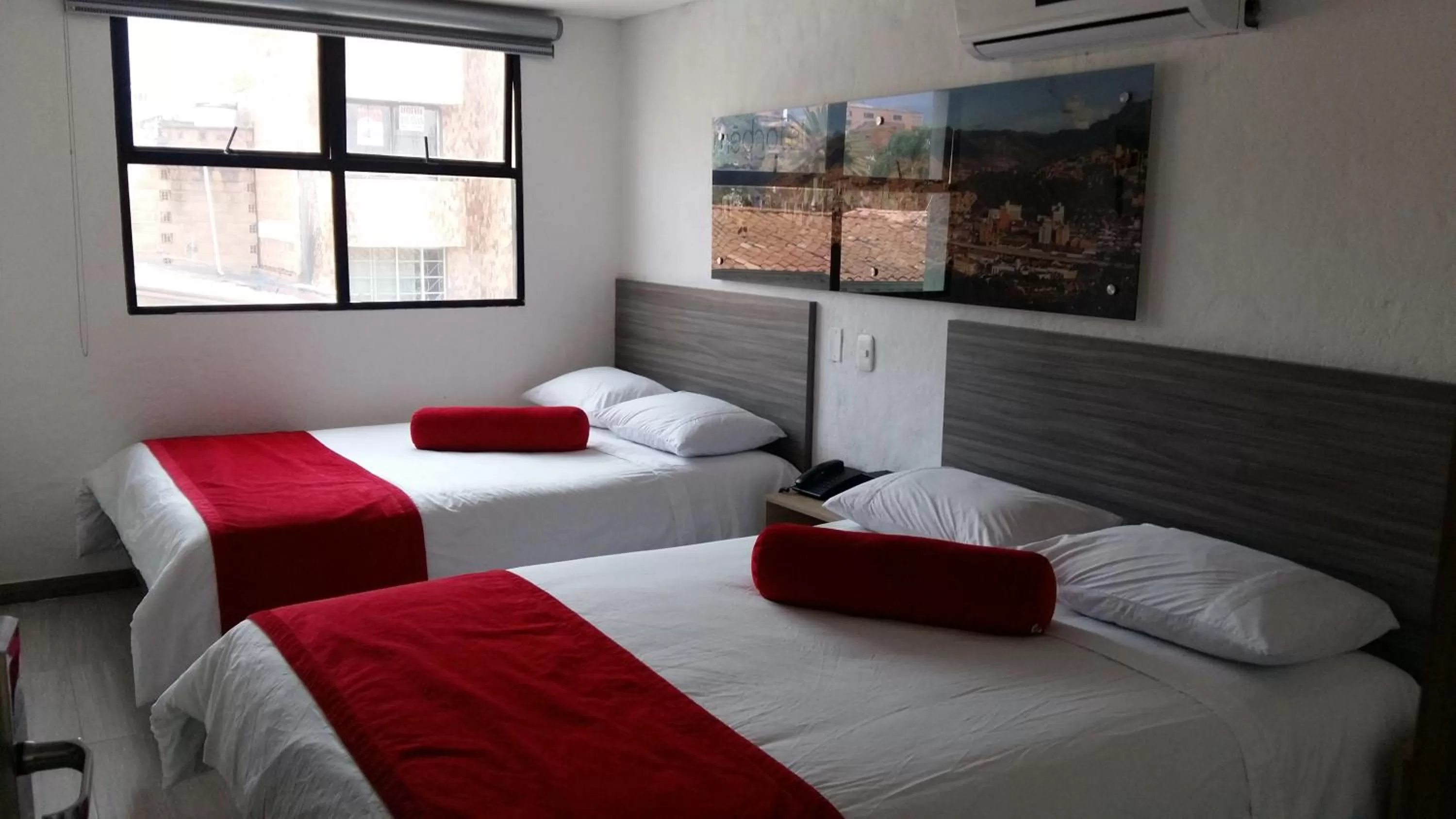 Bedroom, Bed in Hotel Med 70