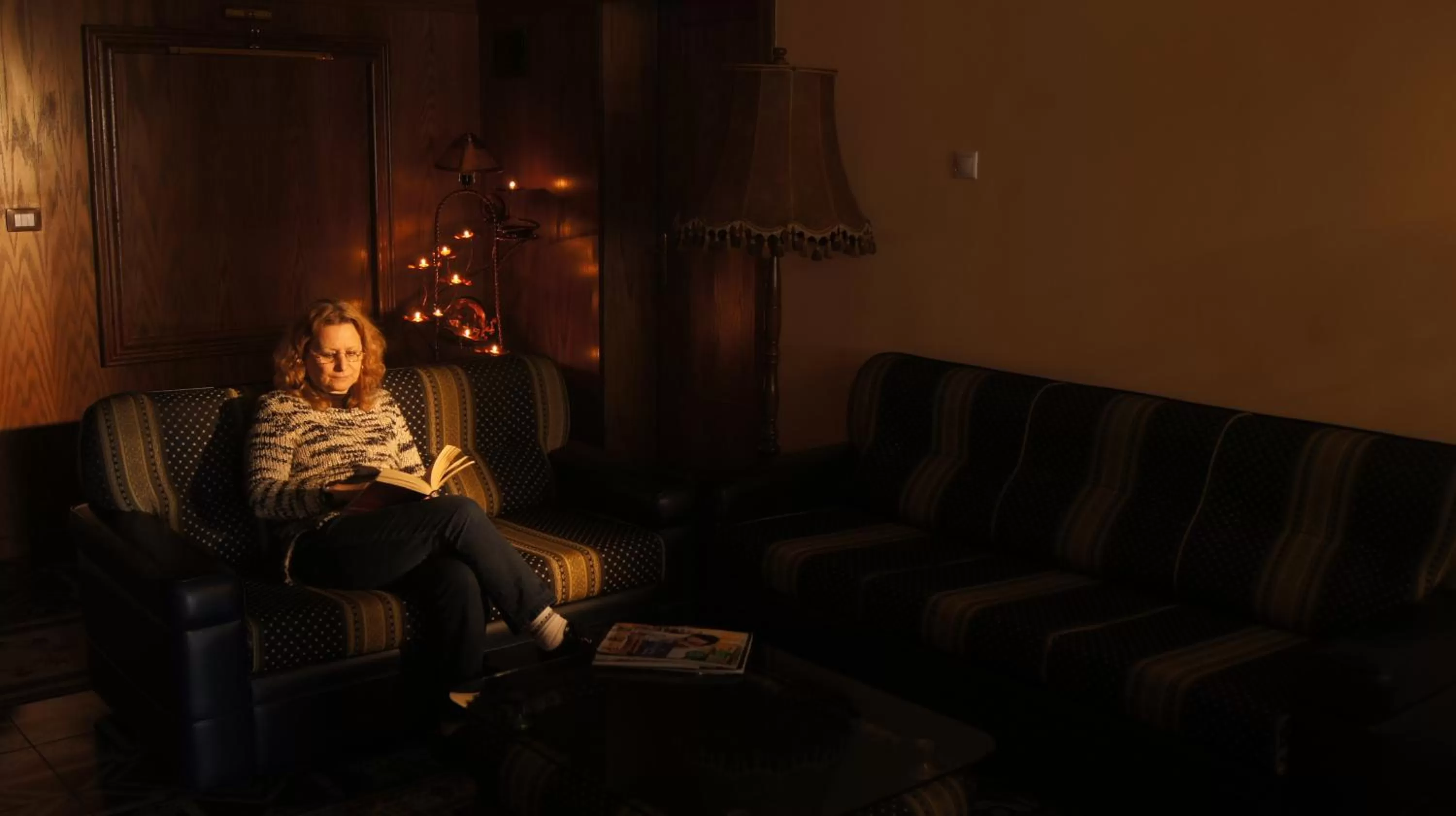 Communal lounge/ TV room in Bristol Hotel Tirana