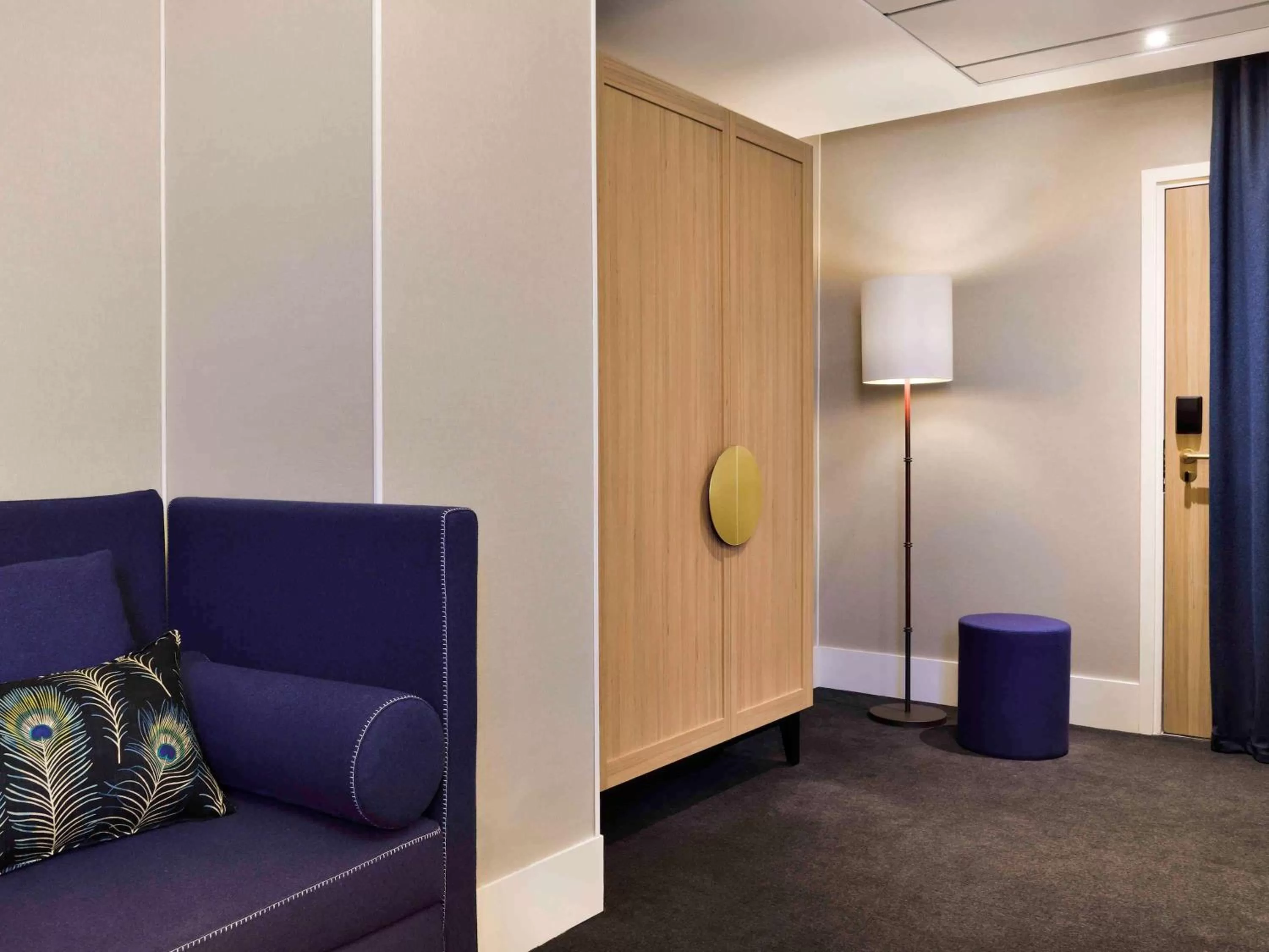 Photo of the whole room in l'Echiquier Opéra Hotel Paris - MGallery Collection