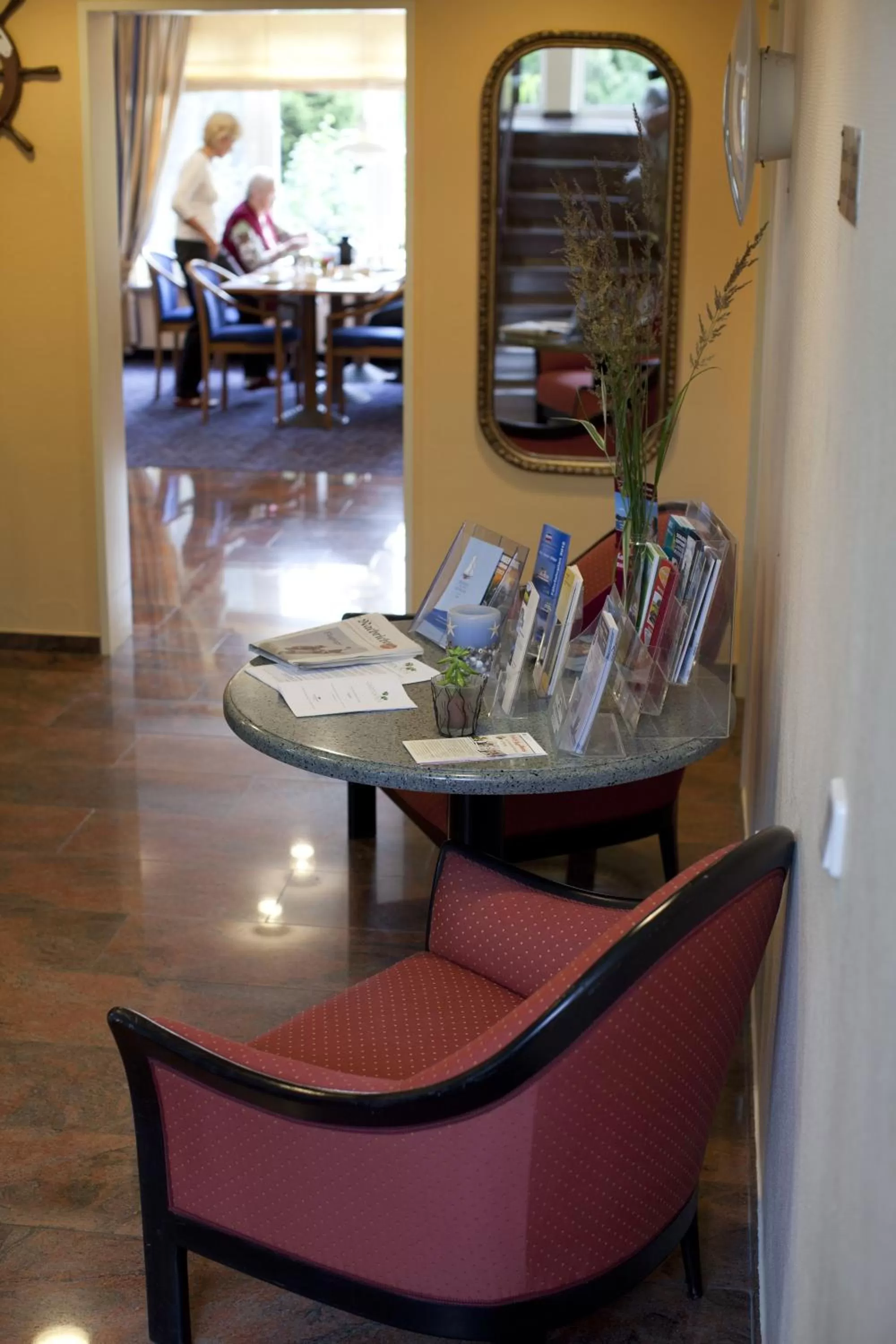 Lobby or reception in Hotel an der Schlei Garni