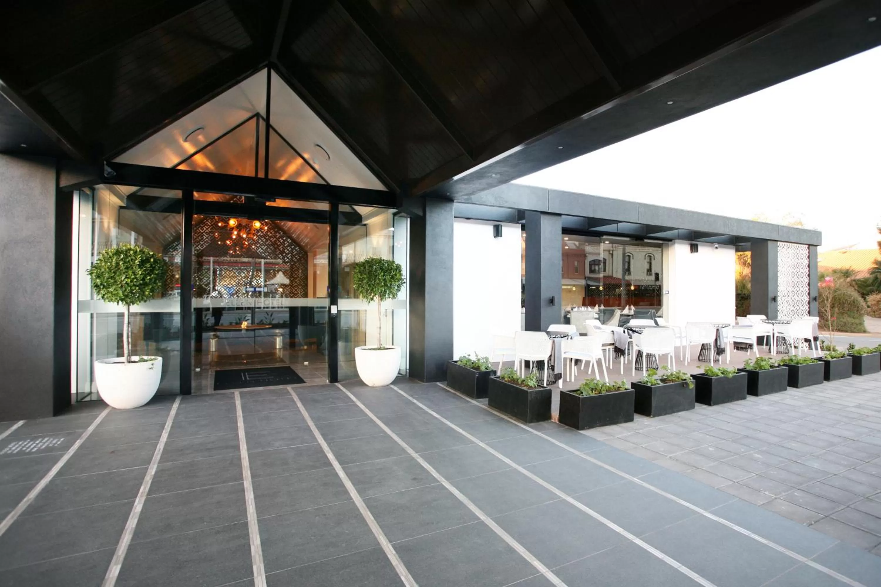 Property building in Ellen Hotel