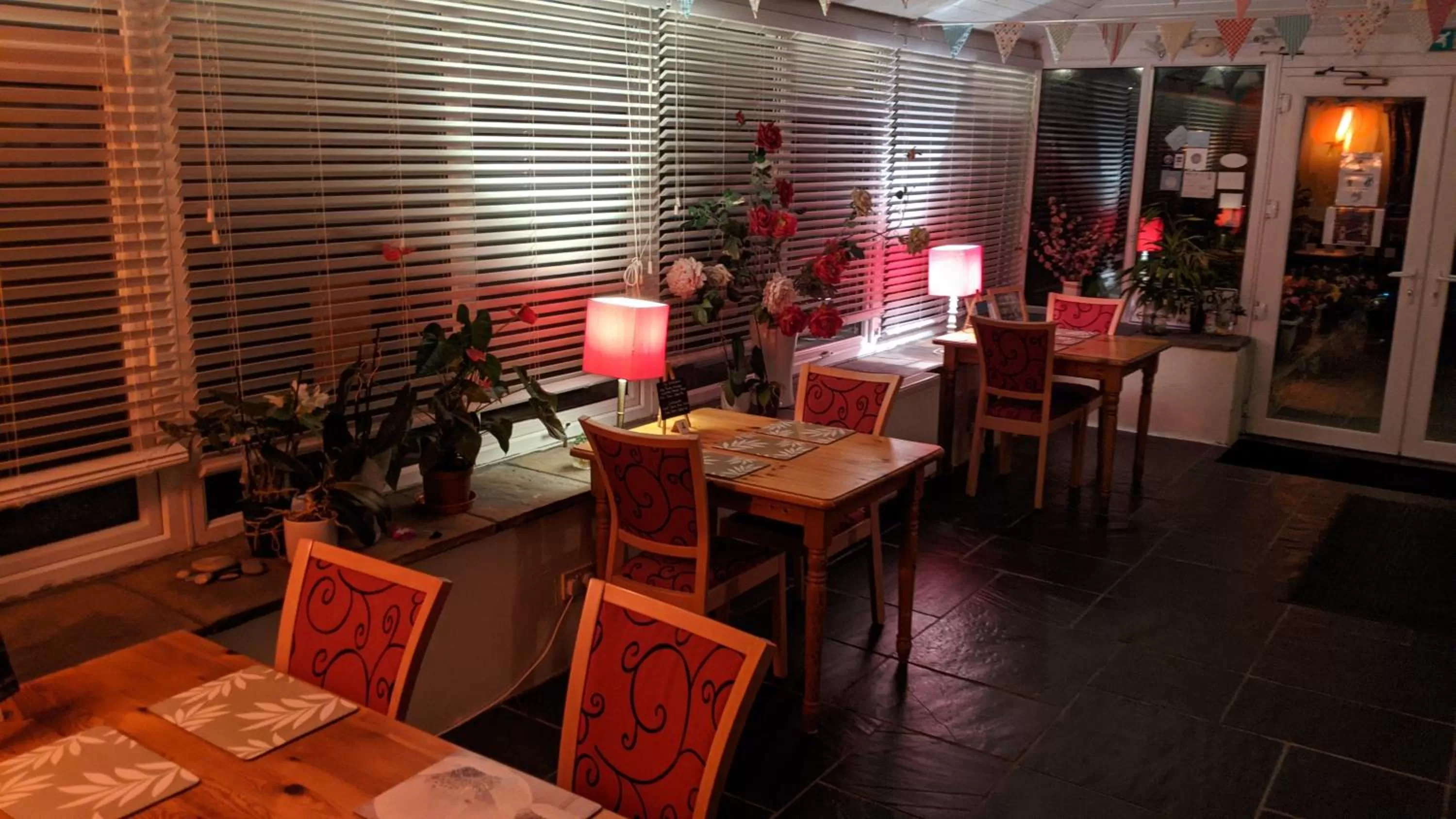 Restaurant/places to eat in Ivybridge Guesthouse