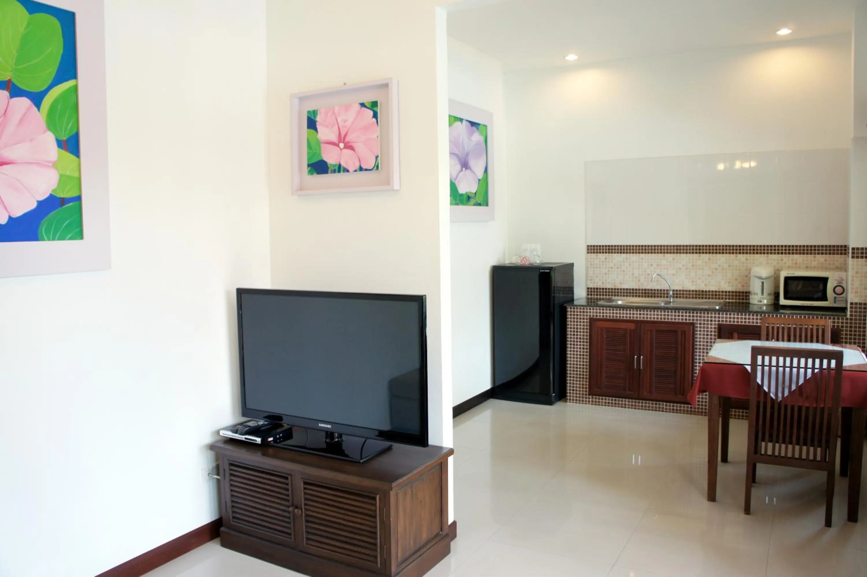 TV and multimedia in Le Piman Resort