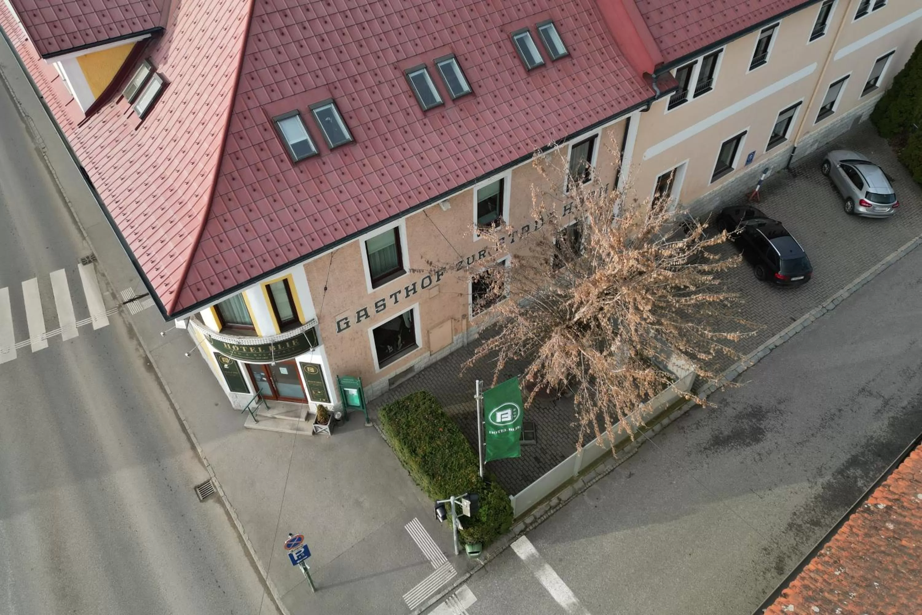 Property building in Hotel Blie, Bed & Breakfast, Self Check-in