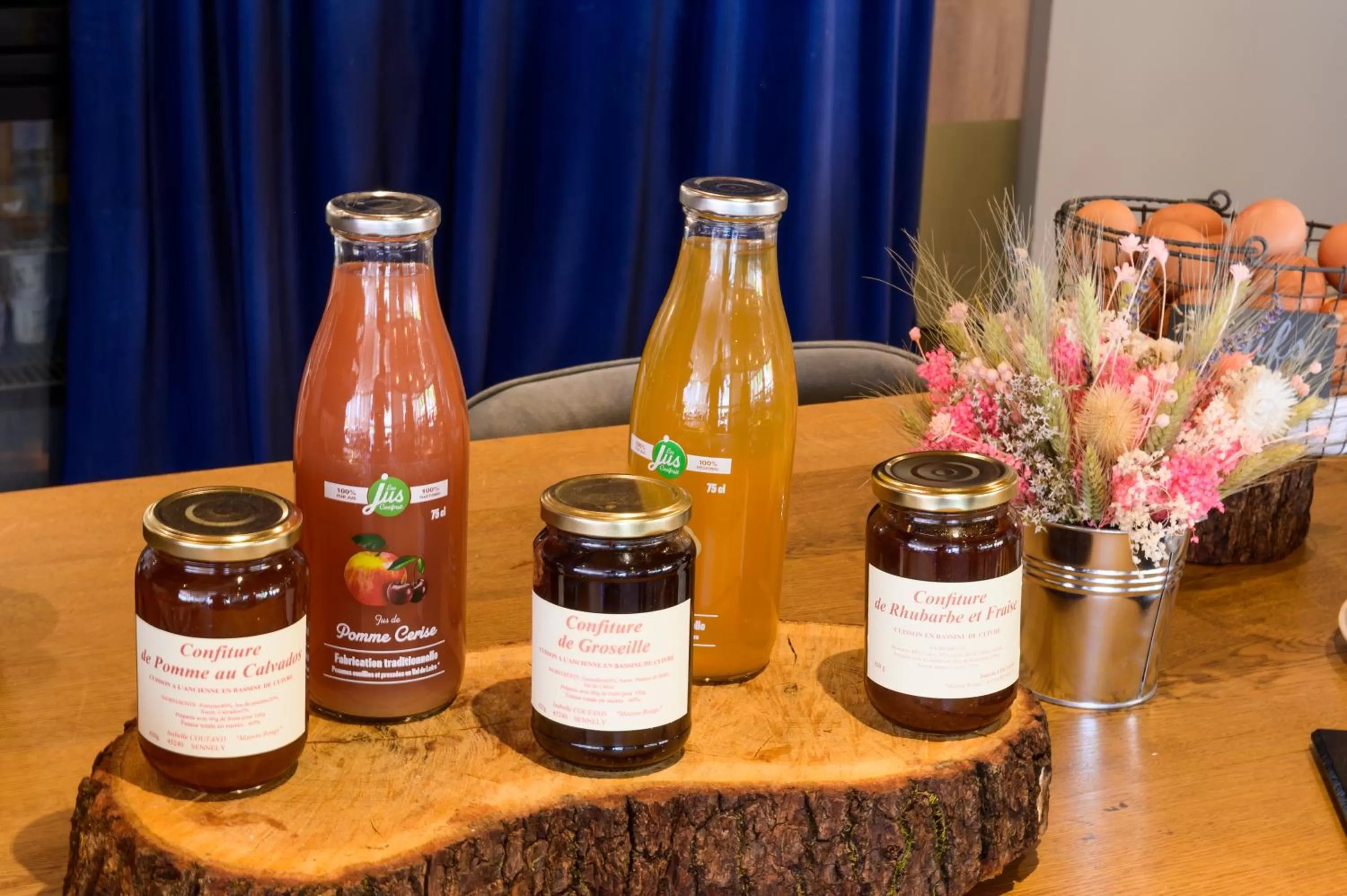 Breakfast in Novotel Orléans Chemins De Sologne Demeures De Campagne