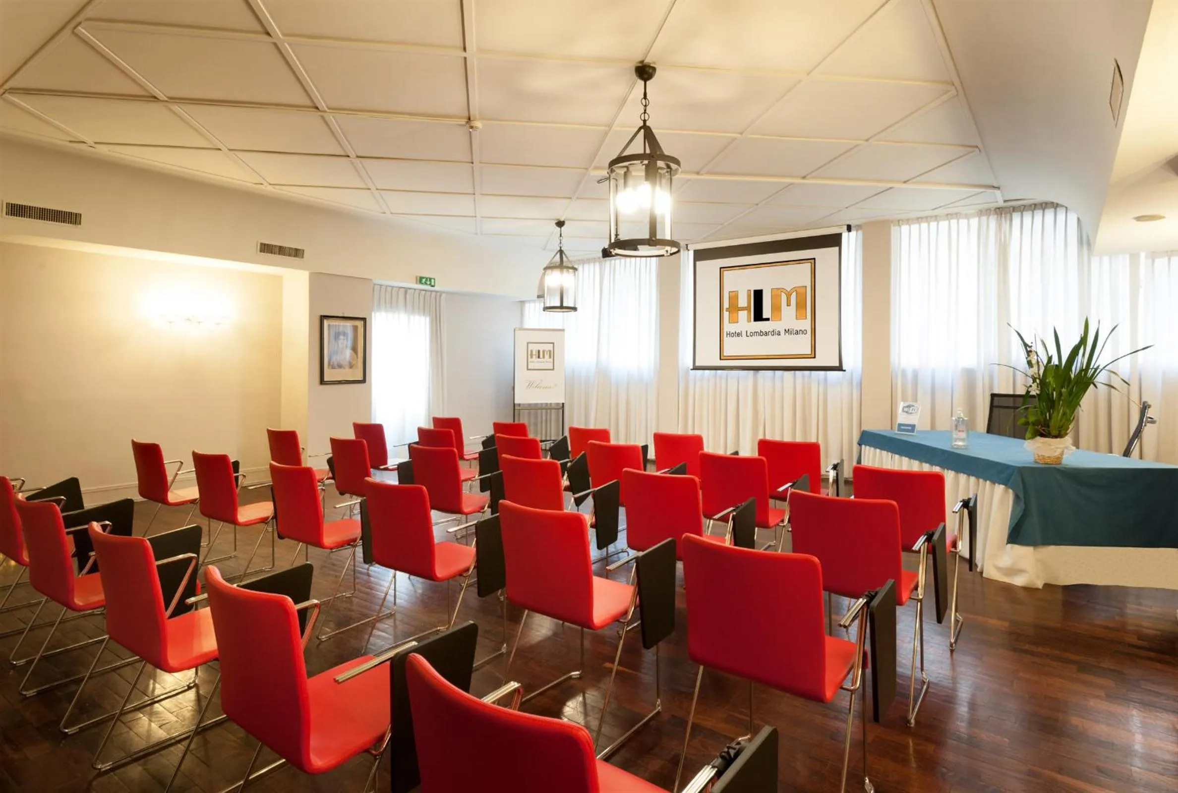 Meeting/conference room in Hotel Lombardia