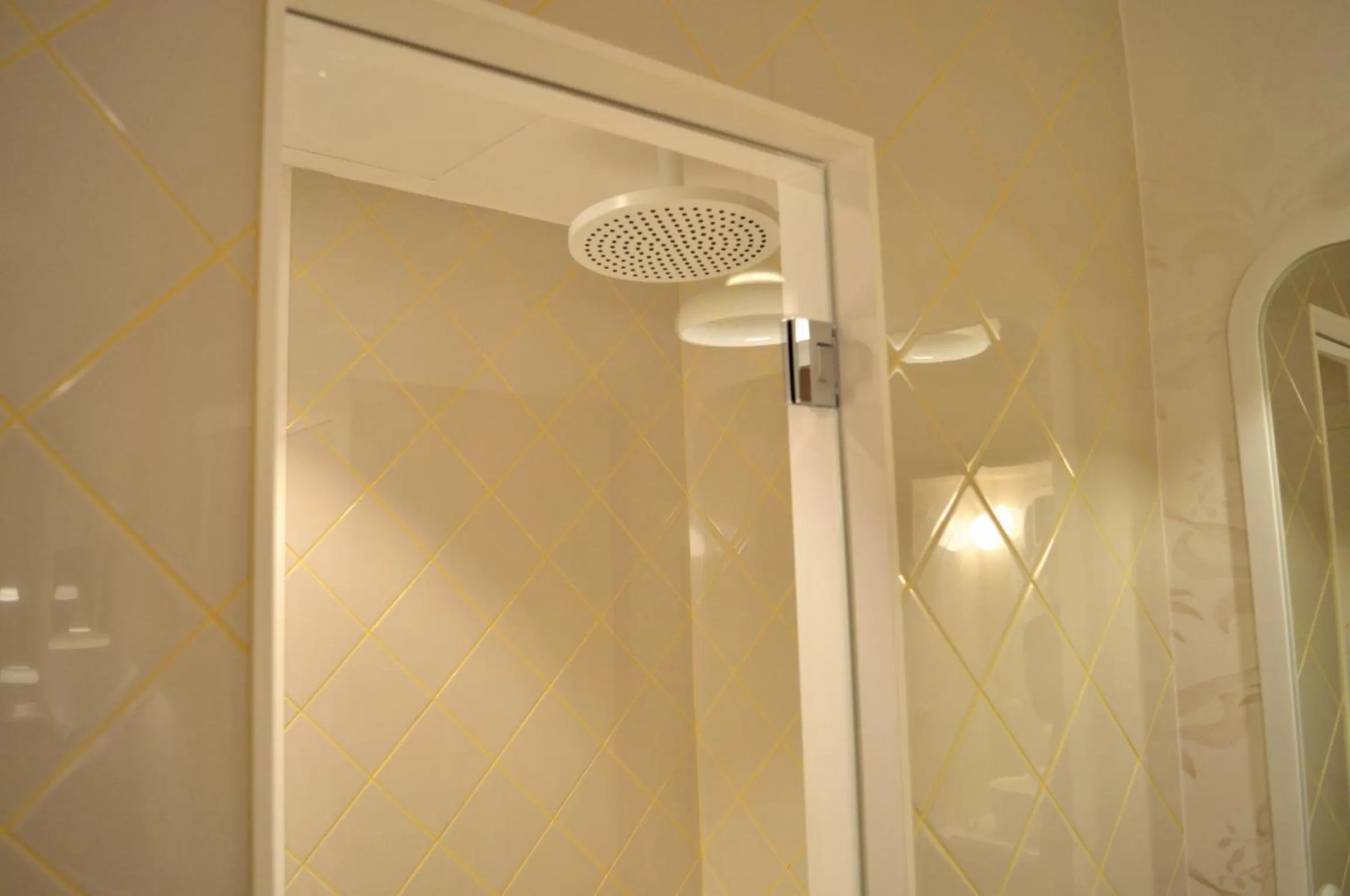 Shower in Hotel le Lapin Blanc