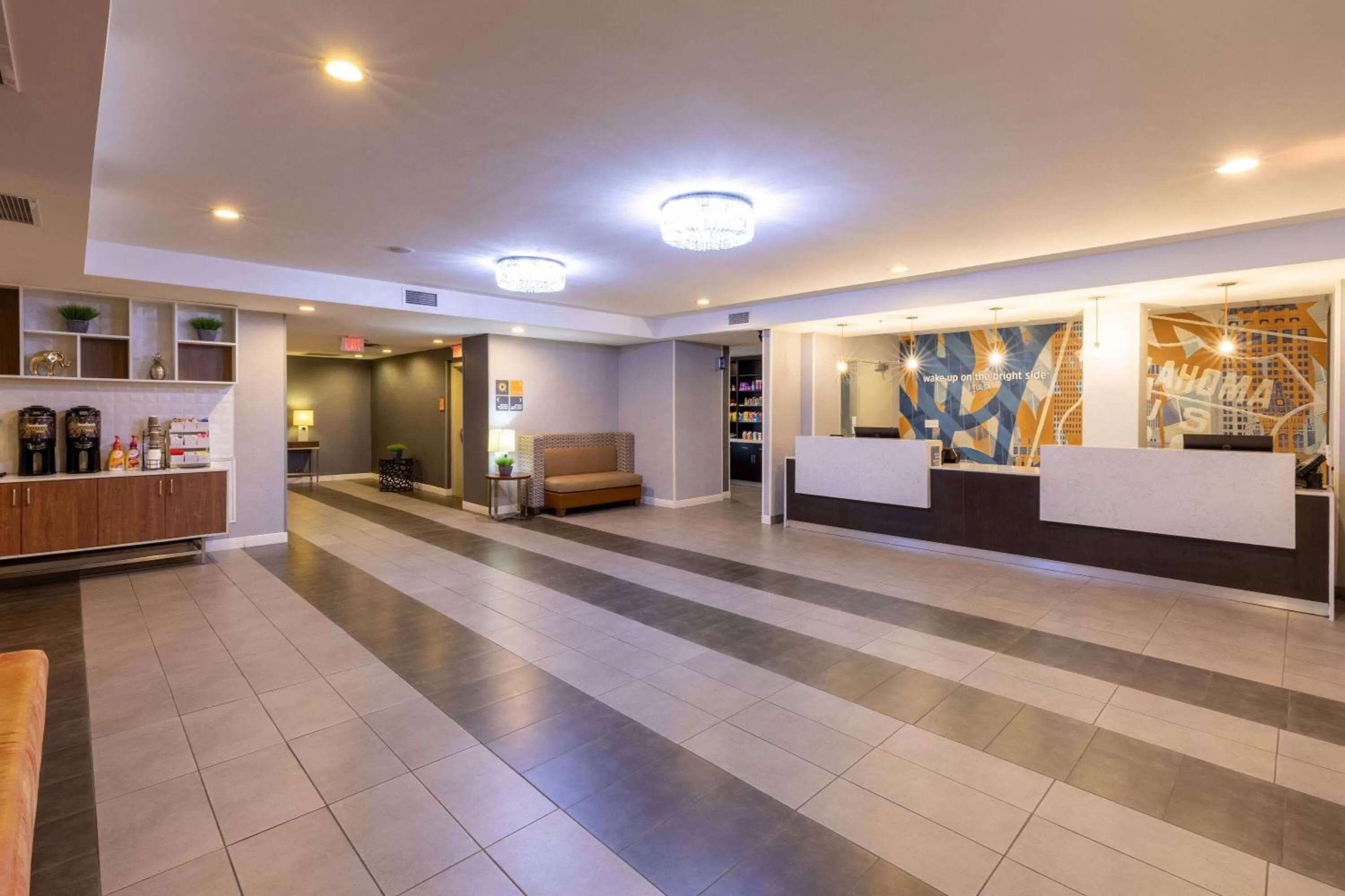 Lobby or reception in La Quinta Inn & Suites by Wyndham Tulsa Downtown - Route 66