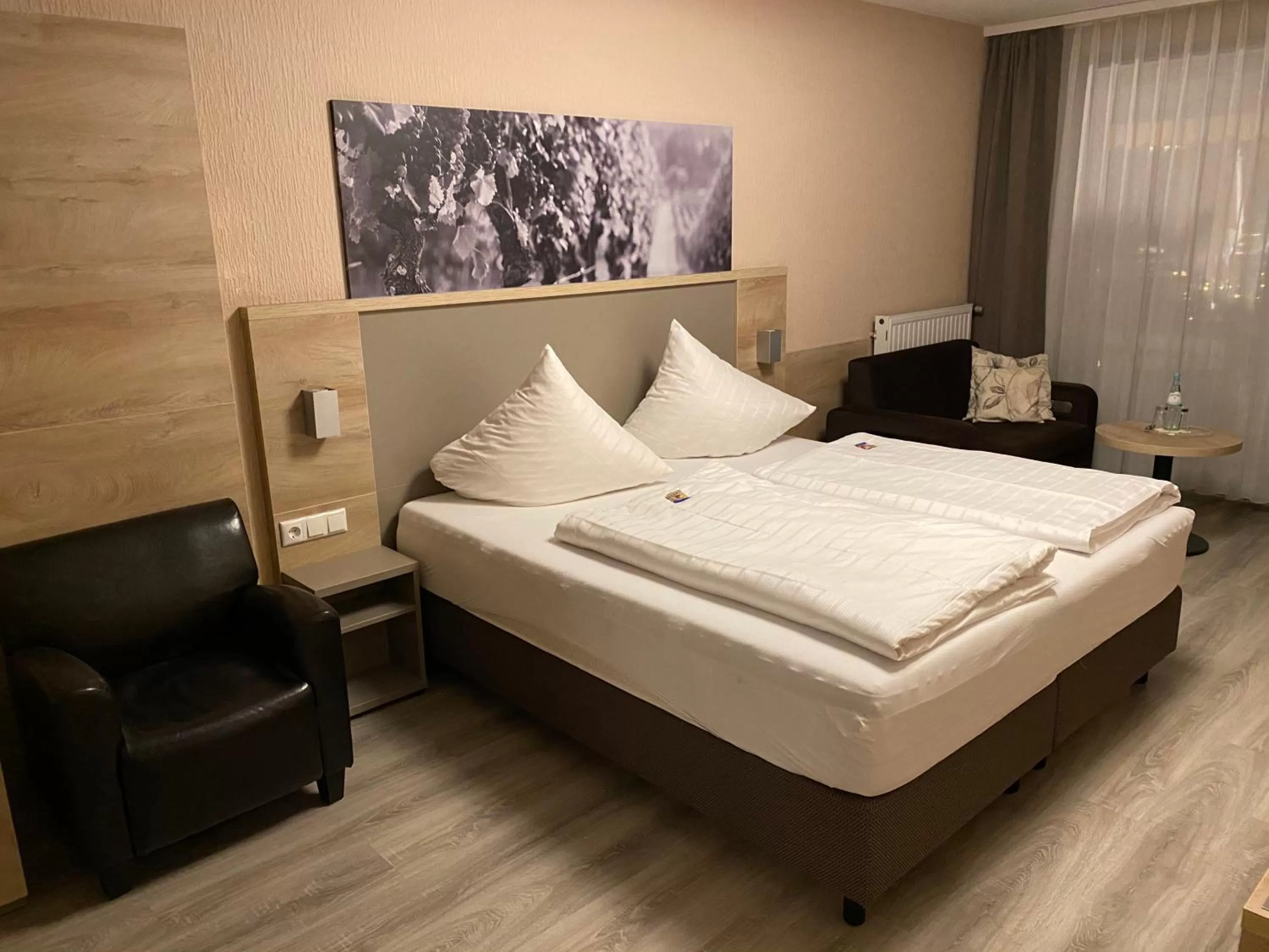 Photo of the whole room, Bed in Hotel Traumblick