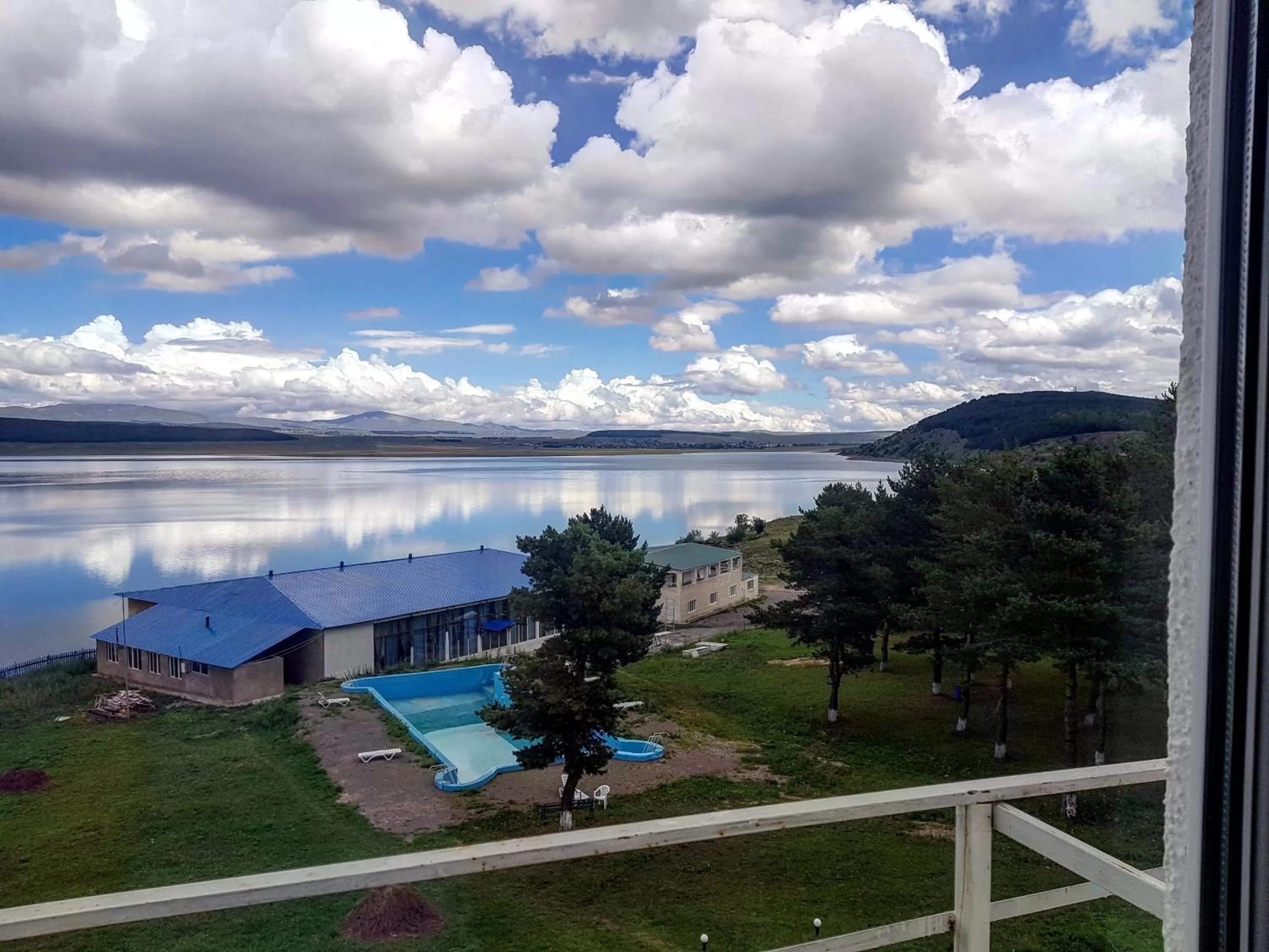 Day, Pool View in Tsalka