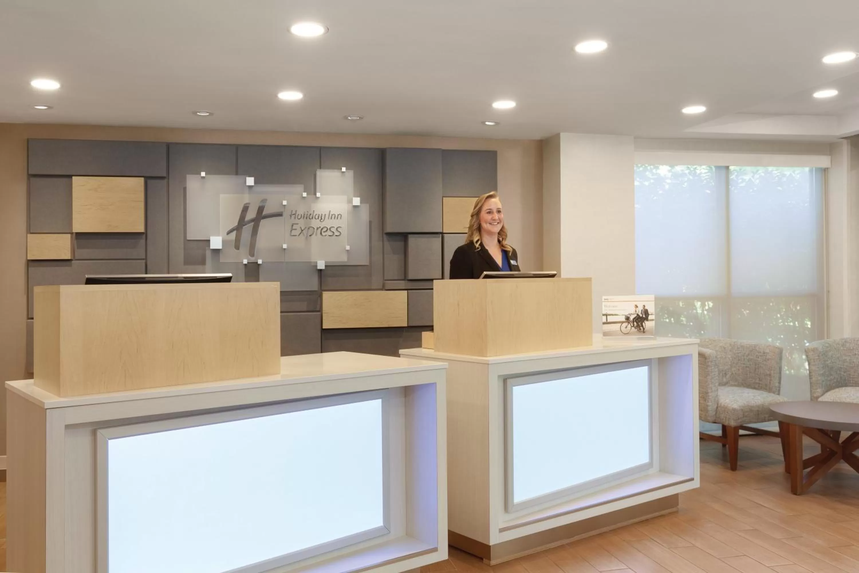 Property building in Holiday Inn Express Hartford South - Rocky Hill by IHG