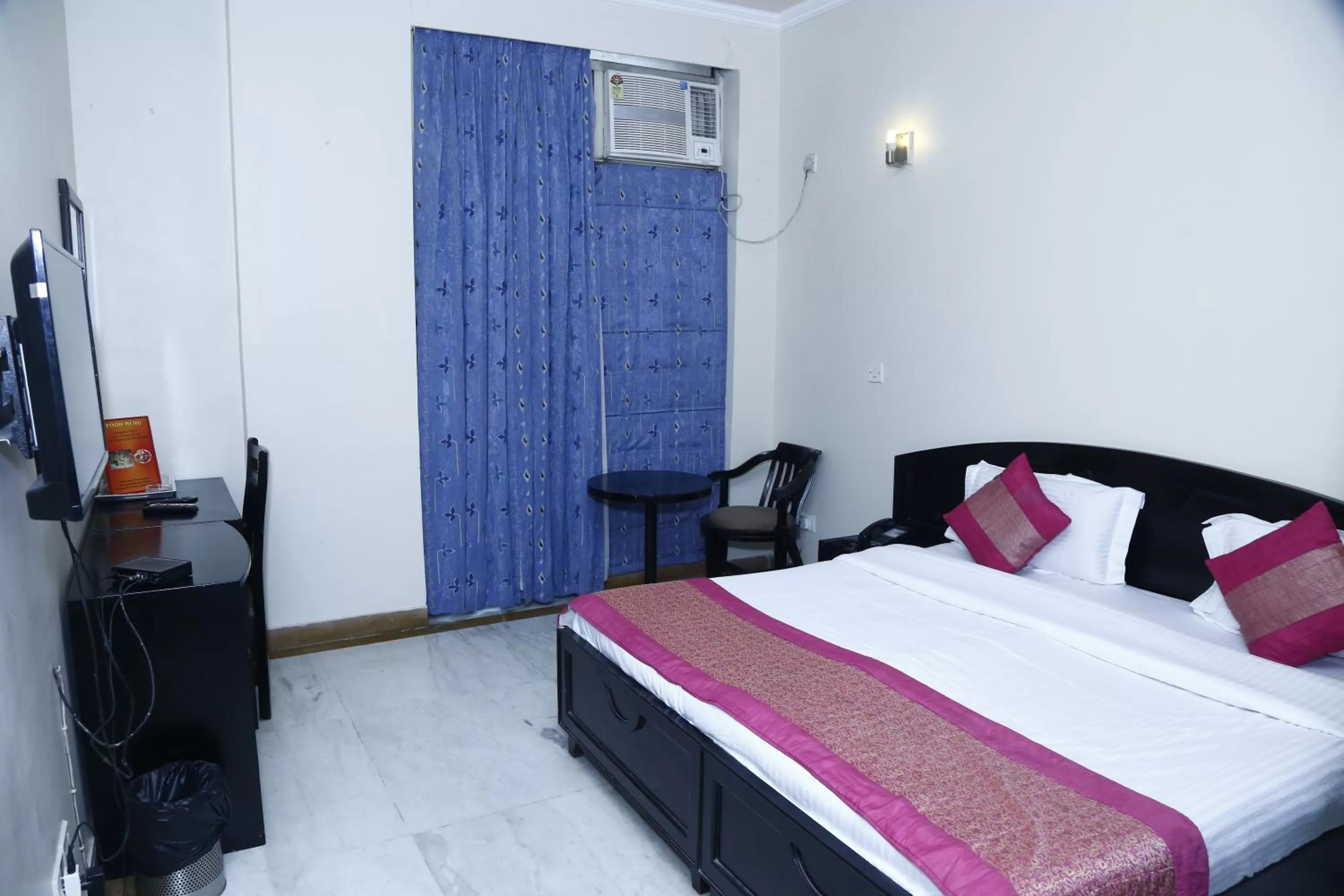 Bedroom, Bed in Hotel City Centre Inn - Nizamuddin Railway Station