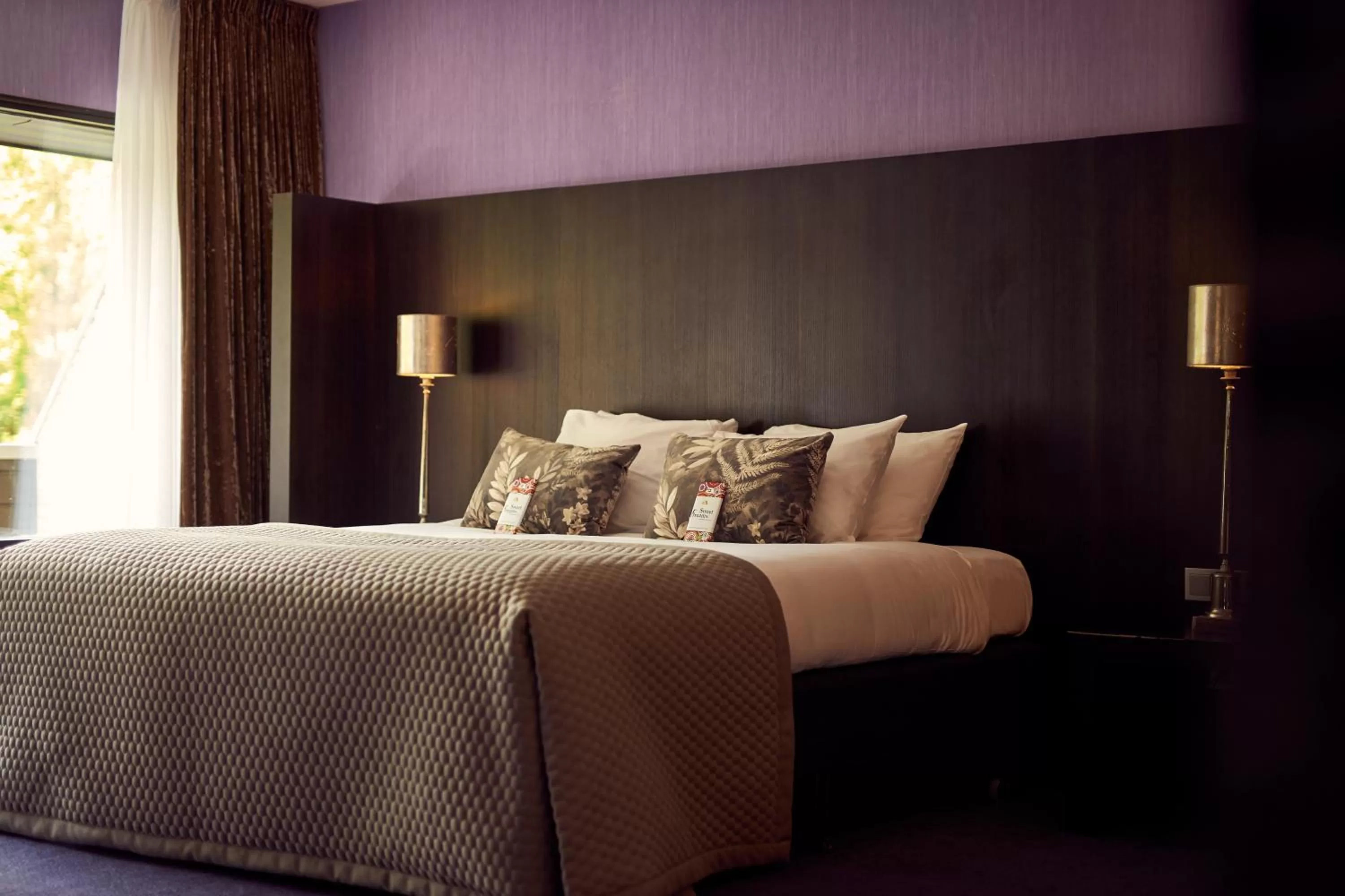 Bed in Van der Valk Hotel Arnhem