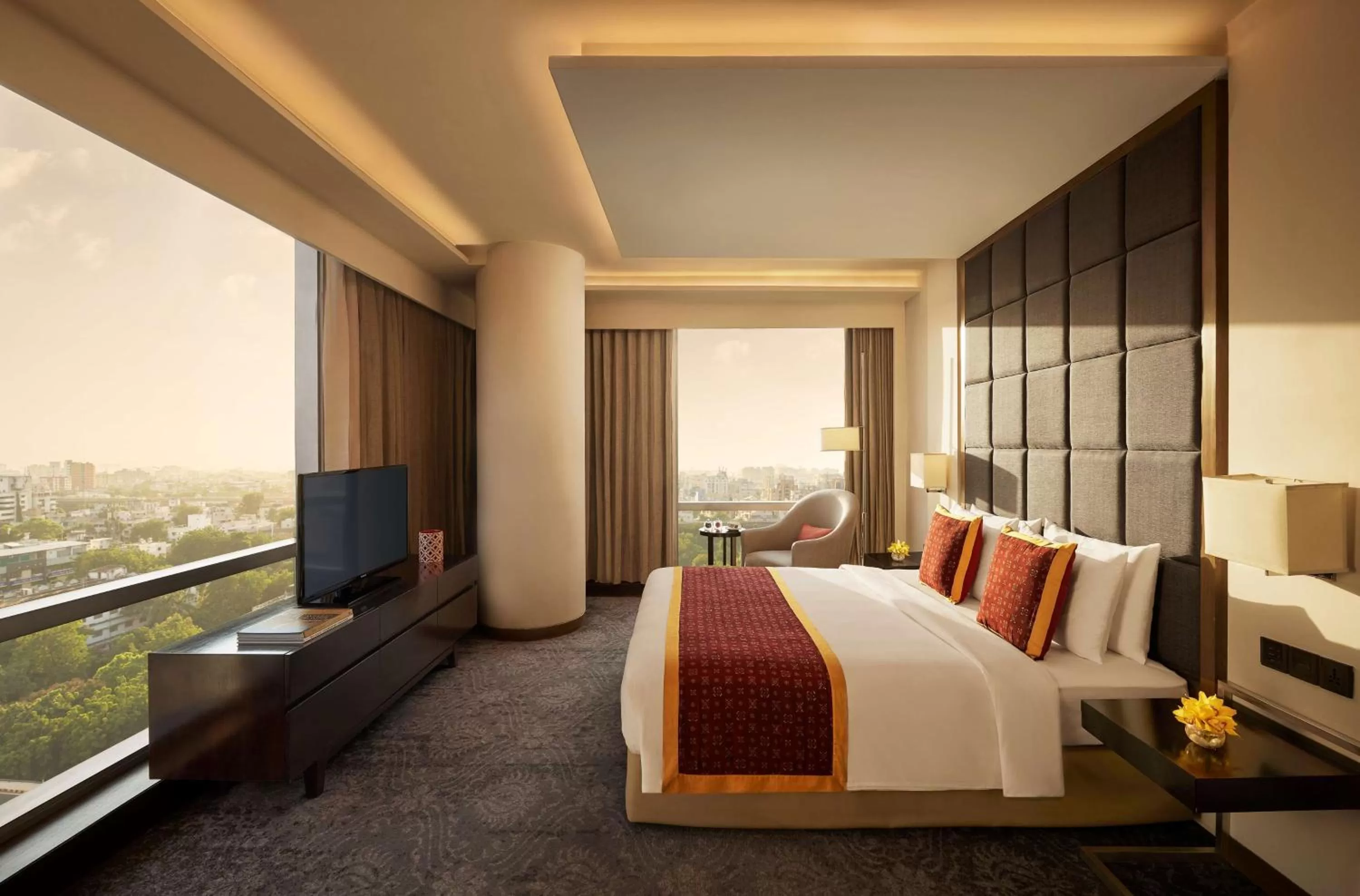 Photo of the whole room, Bed in Hyatt Regency Ahmedabad