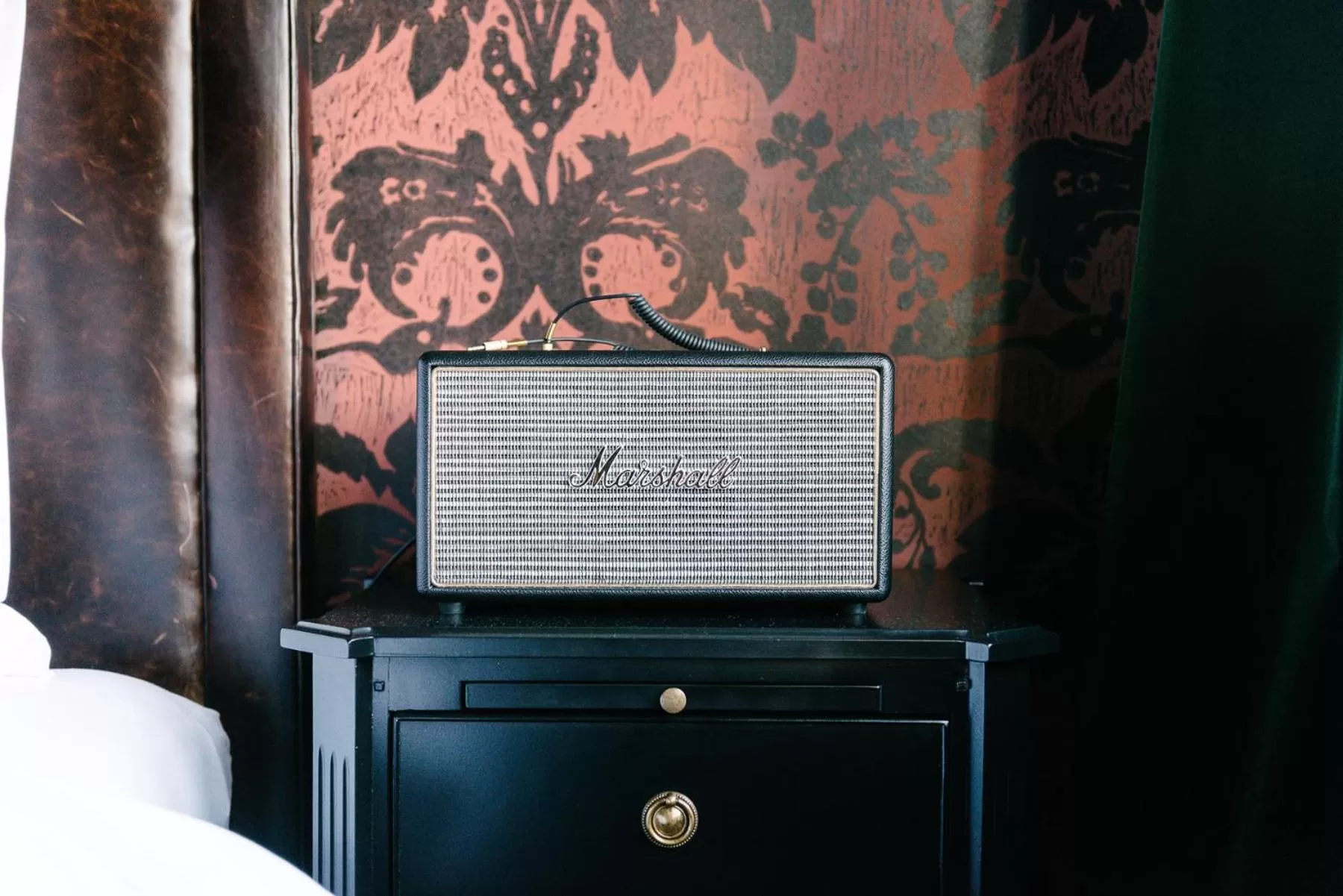 TV and multimedia in Rooms Hotel Tbilisi