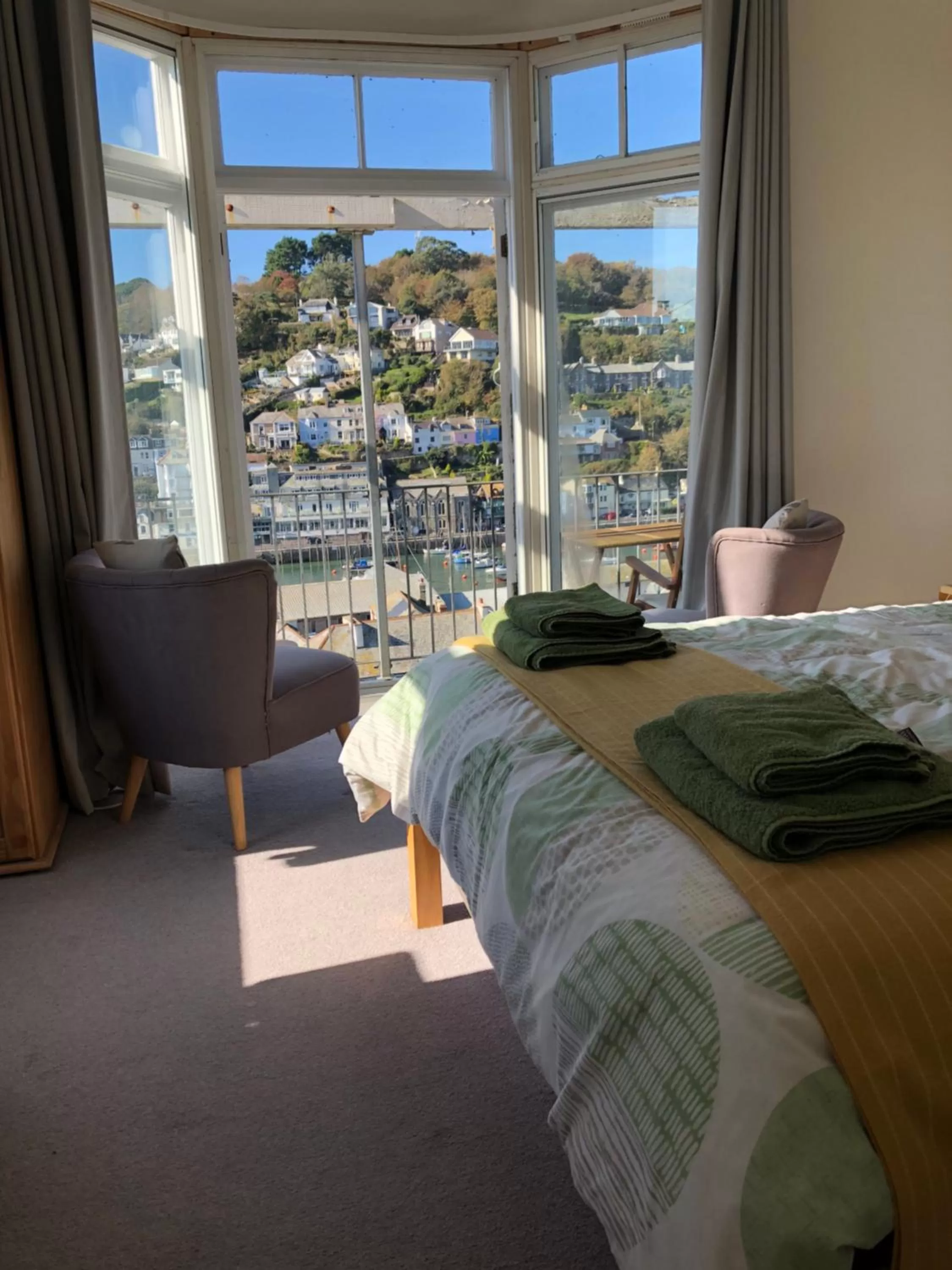 View (from property/room), Bed in Penwyn Bed and Breakfast