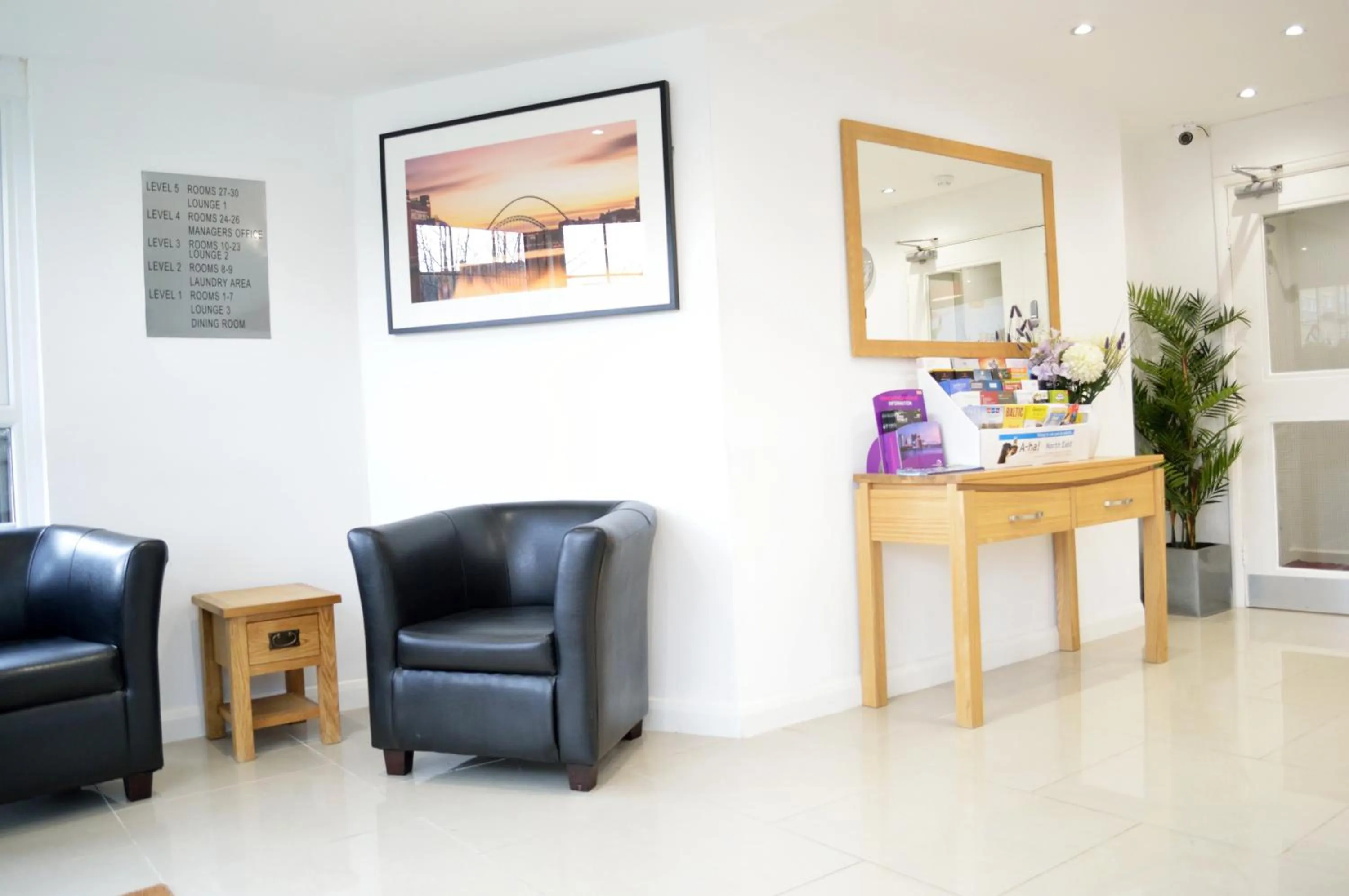 Lobby or reception in Hotel Express Newcastle Gateshead