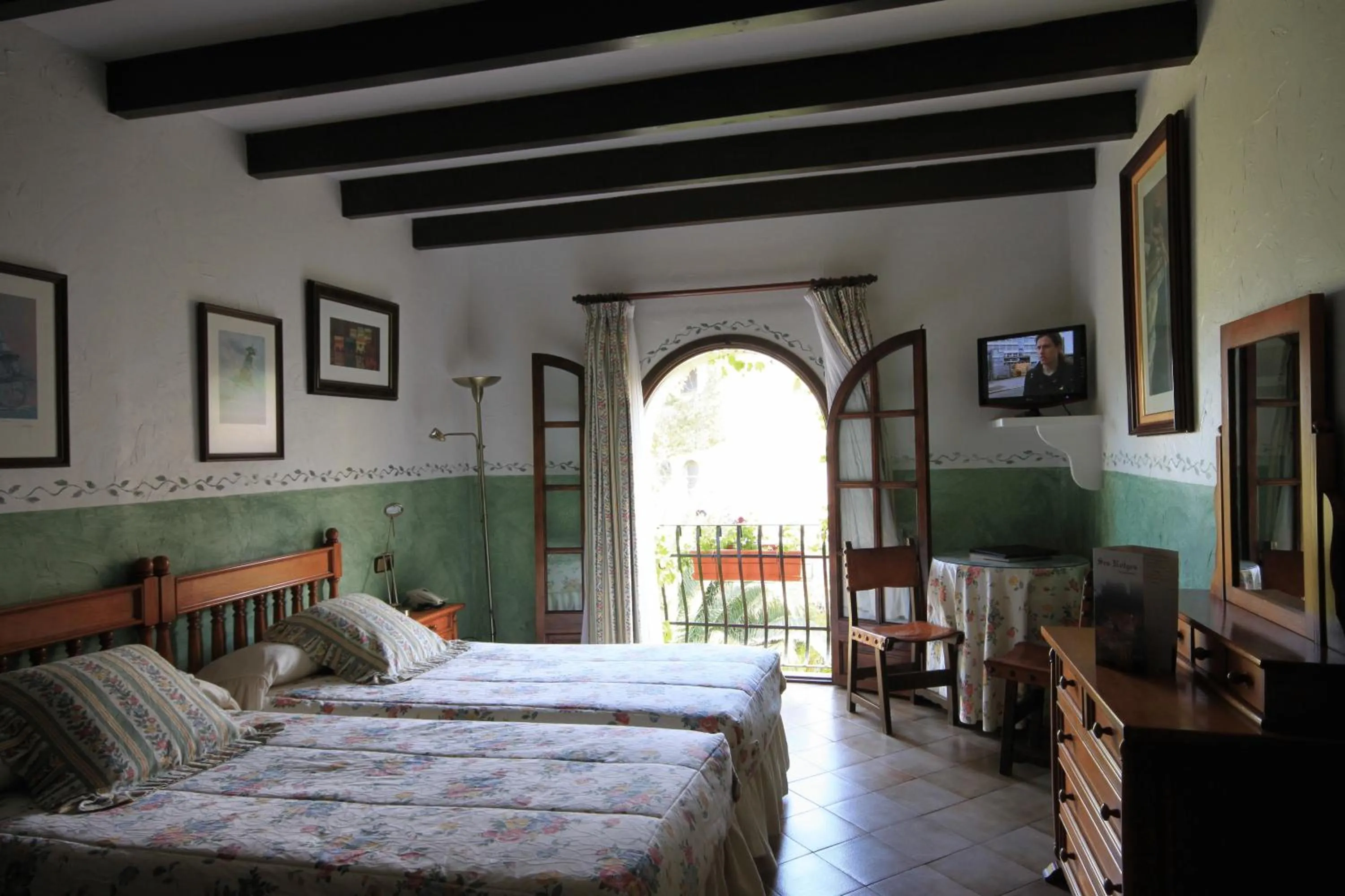 Photo of the whole room, Bed in Petit Hotel Ses Rotges - Only Adults