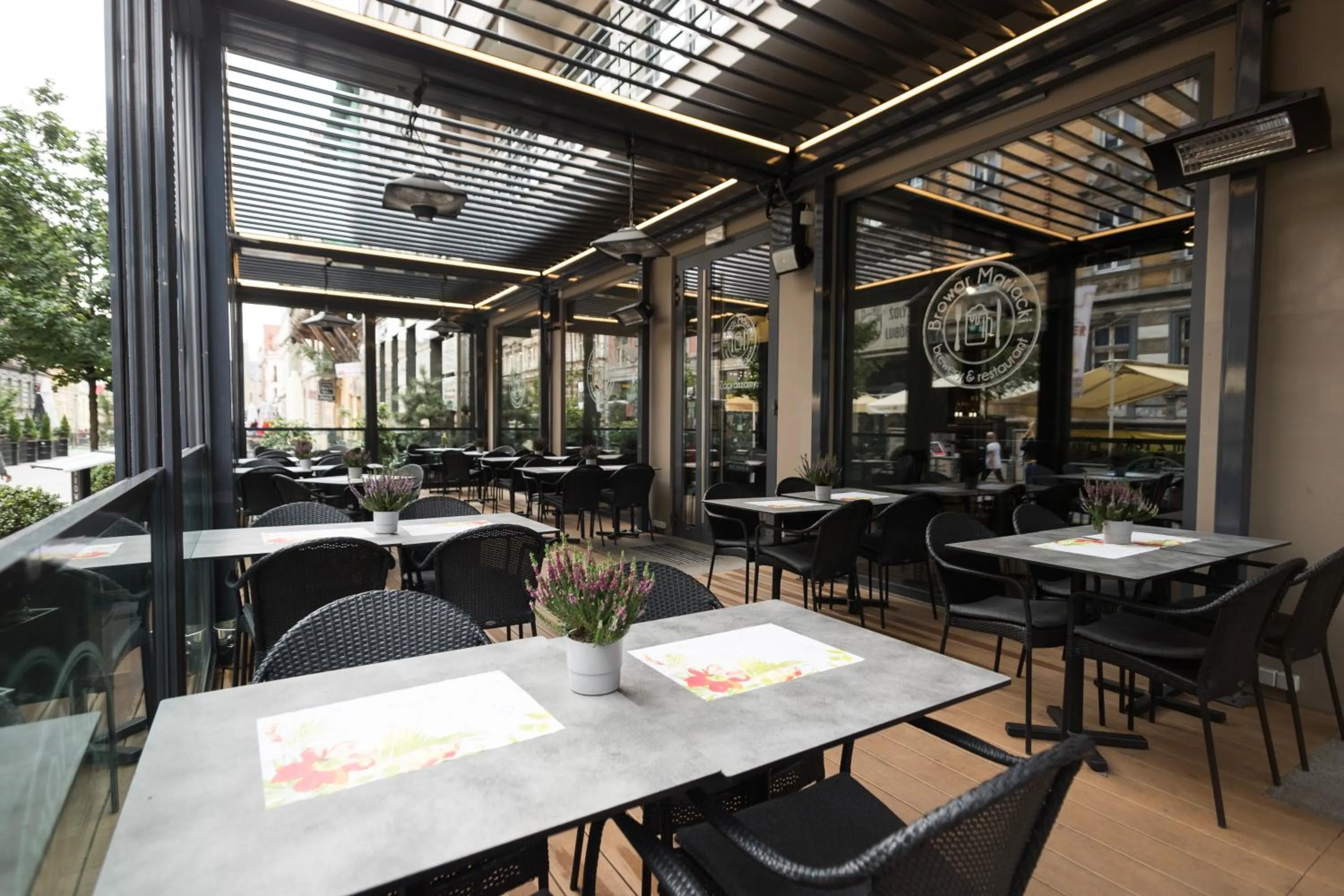 Restaurant/places to eat in Best Western Hotel Mariacki Katowice