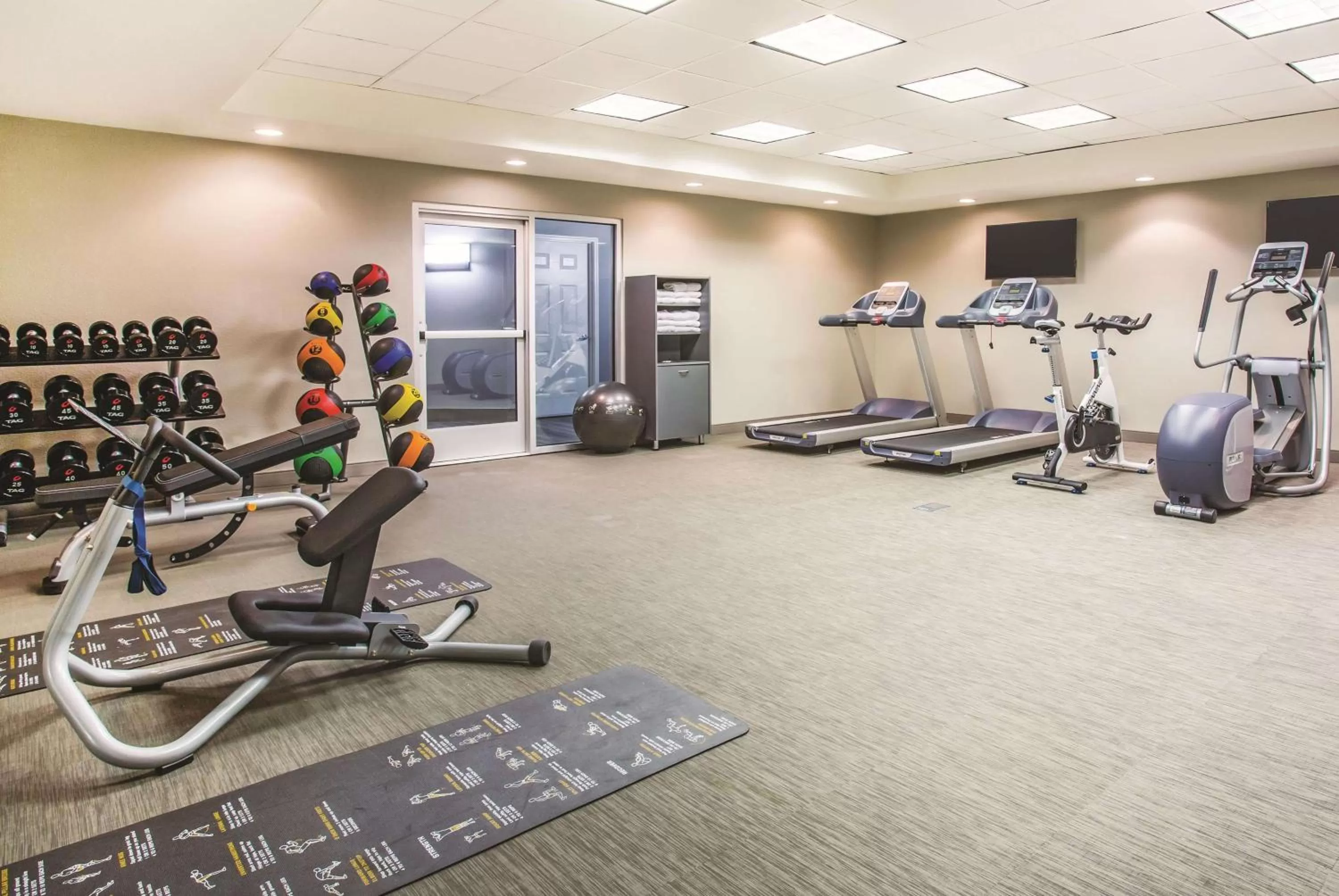Fitness centre/facilities in La Quinta by Wyndham Las Vegas Summerlin Tech