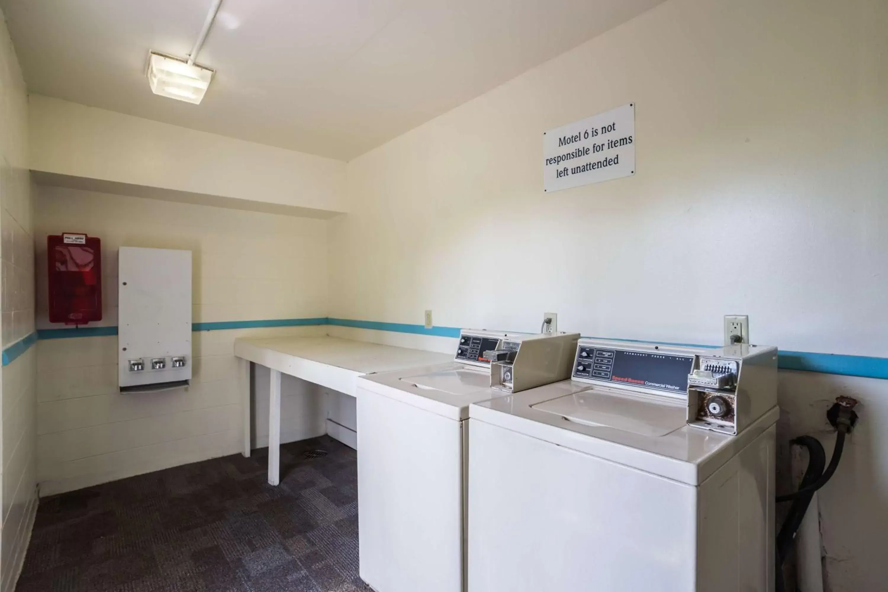 Motel 6-Spring Hill, FL - Weeki Wachee Motel 6-Spring Hill, FL - Weeki Wachee