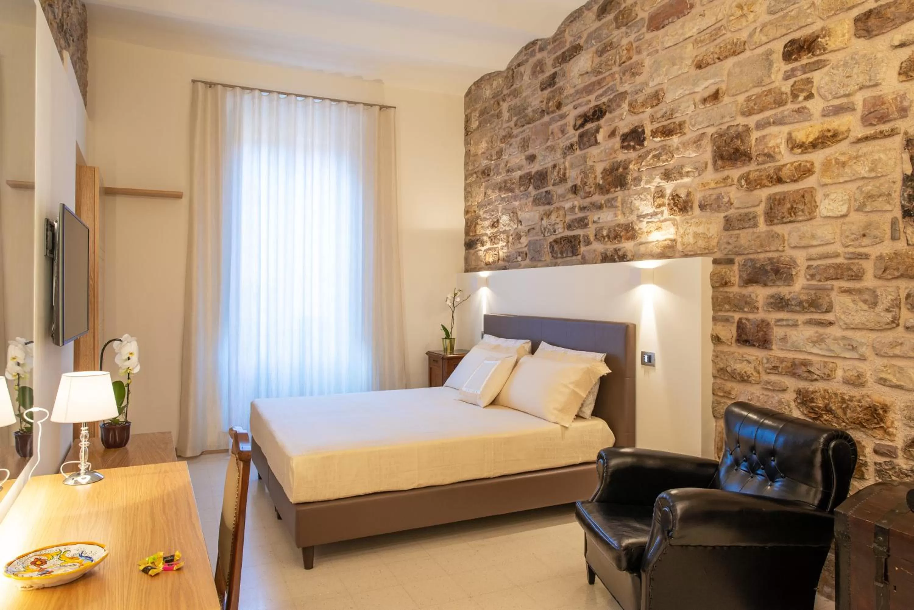 Decorative detail, Bed in Portica10 Assisi