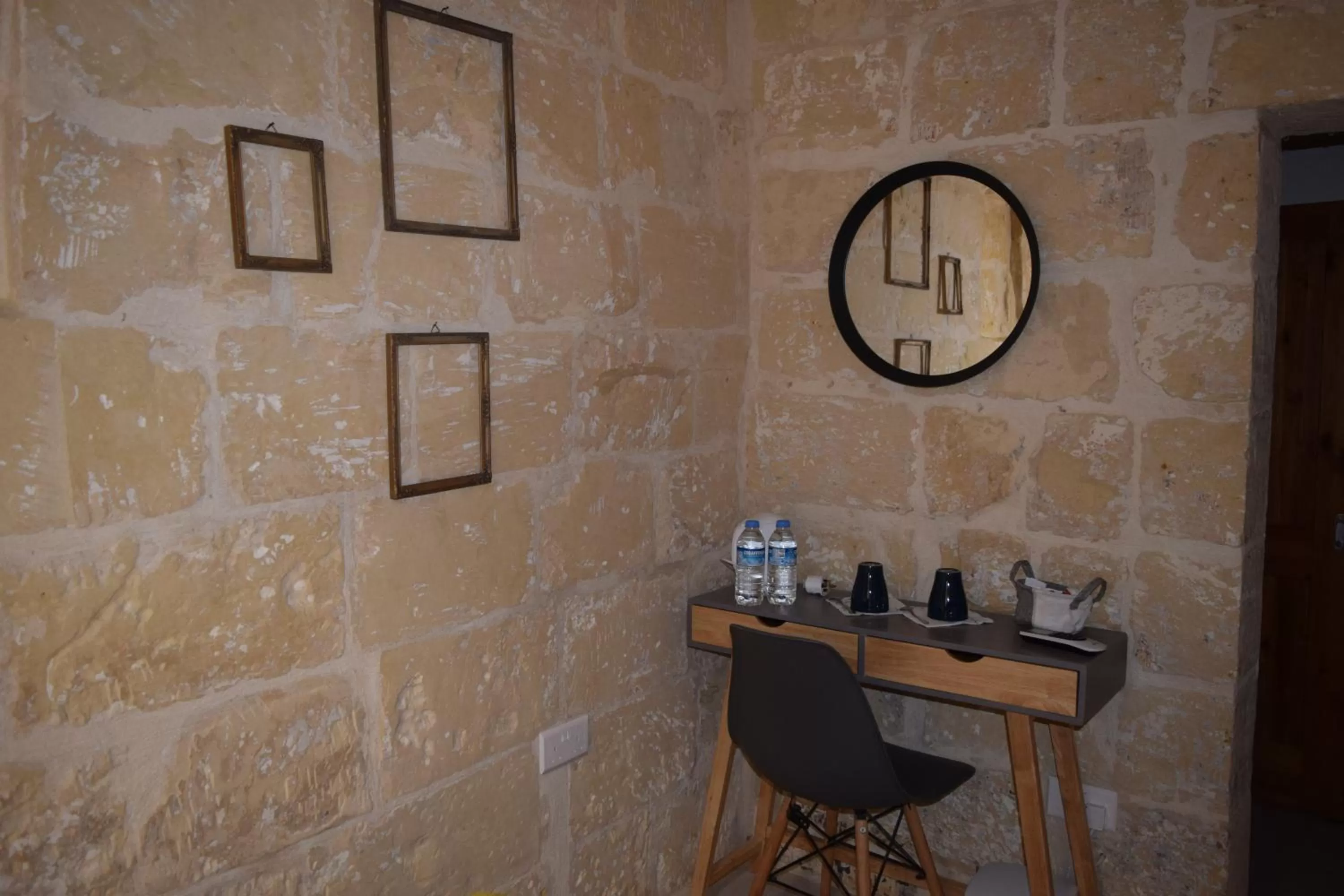 Dining area in St George of Lydda B&B