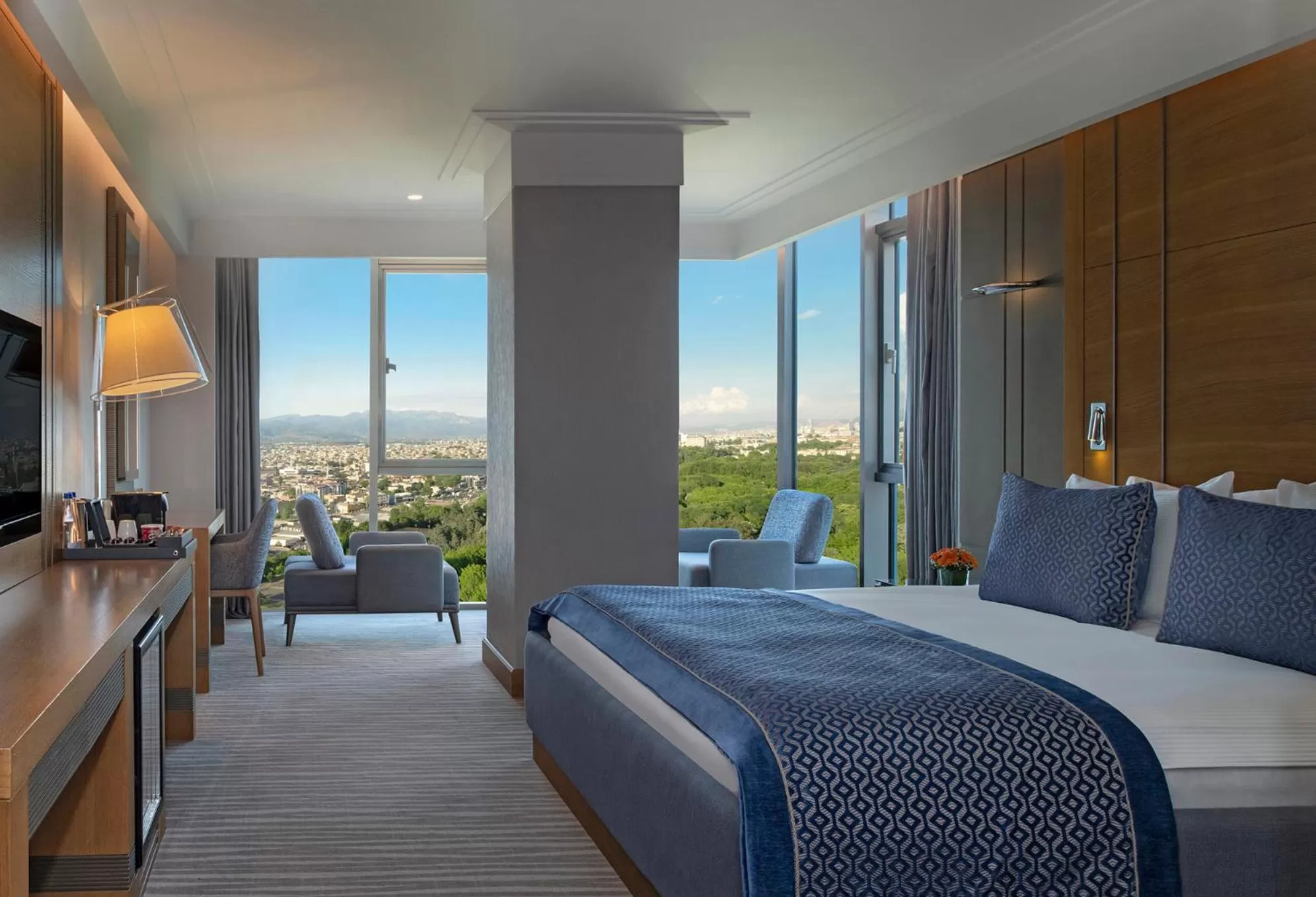 Photo of the whole room, Bed in Mövenpick Hotel & Thermal Spa Bursa