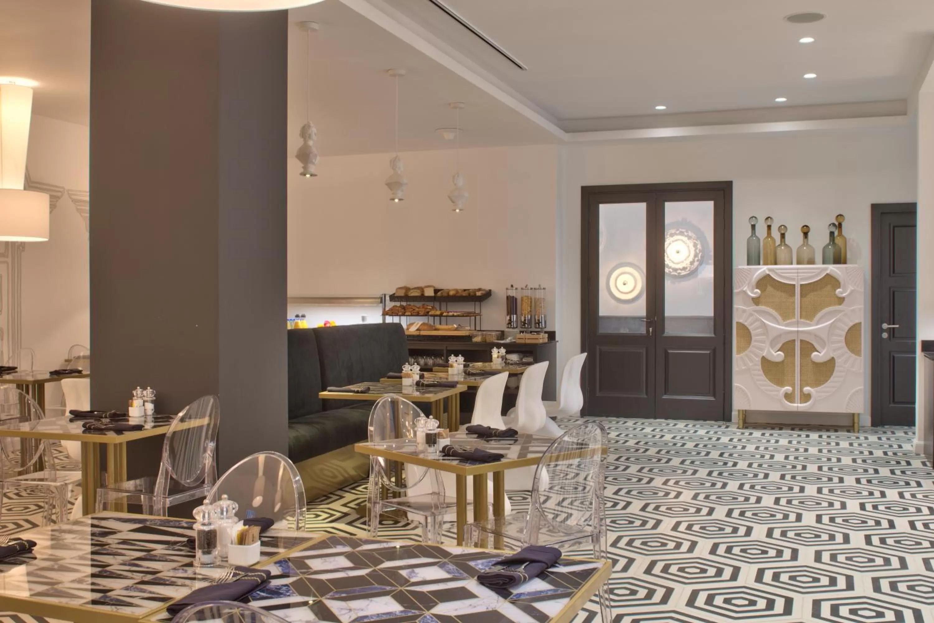 HOLM Boutique & SPA - IK Collection